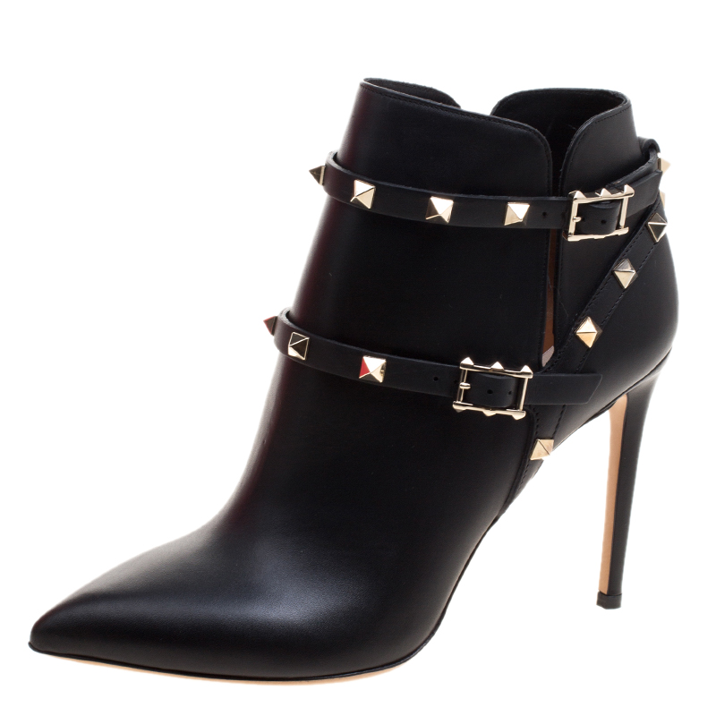 Pre Owned Valentino Black Leather Rockstud Pointed Toe Ankle Boots Size 39