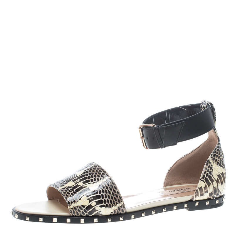 Pre Owned Valentino Two Tone Snakeskin Soul Rockstud Ankle Strap Flat Sandals Size 38.5