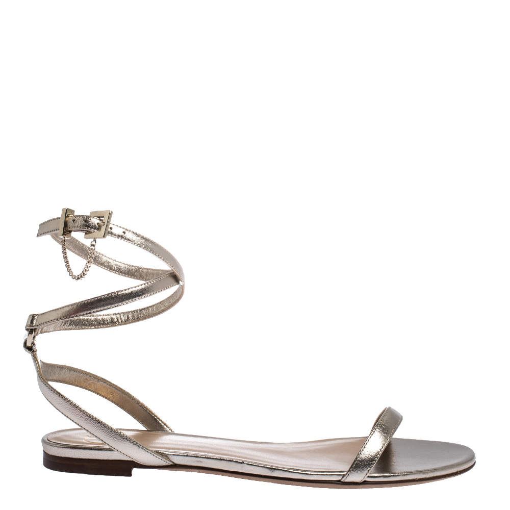 Pre Owned Valentino Peach Leather Chain Detail Ankle Wrap Flat Sandals Size 40.5