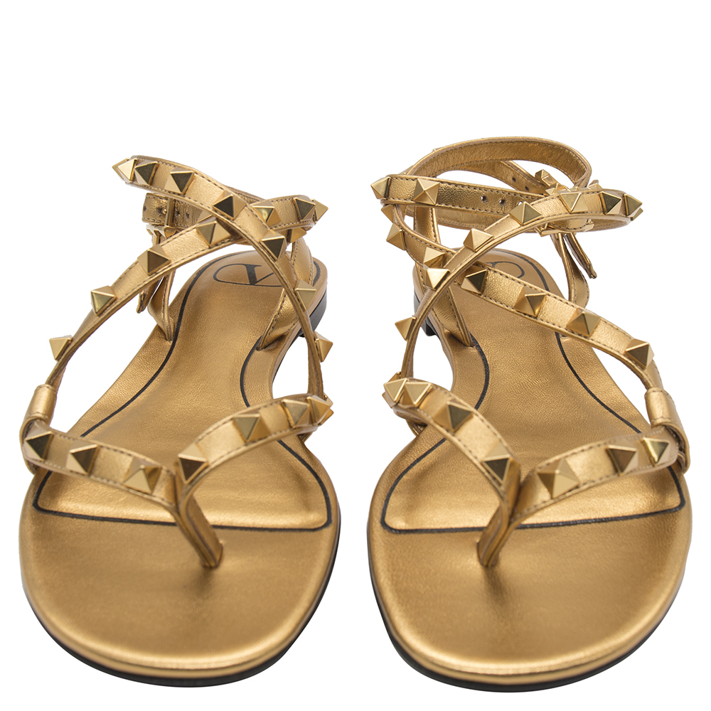 

Valentino Deep Gold Leather Rockstud Flair Flat Thong Sandals Size