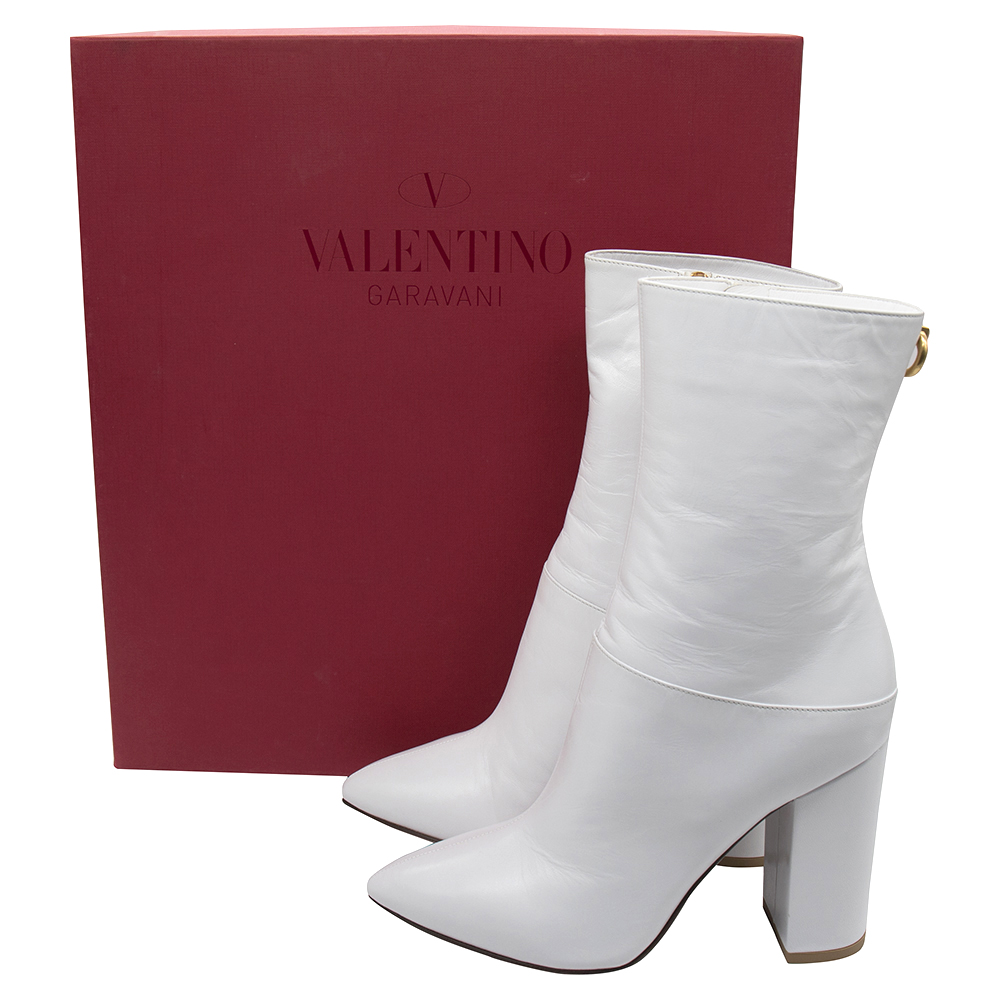 

Valentino White Leather Ankle Length Pointed Toe Boots Size