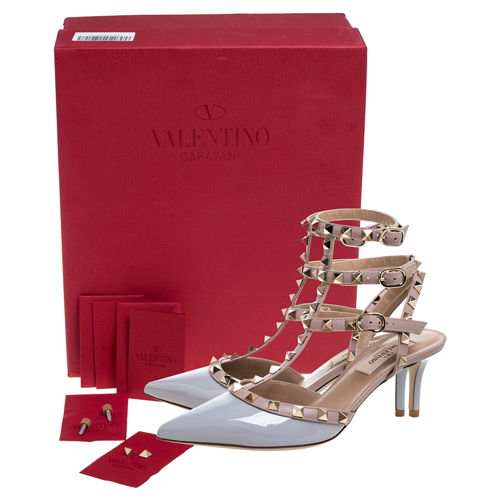 

Valentino Pastel Grey/ Beige Patent Leather Rockstud Embellished Ankle Strap Pointed Toe Sandals Size