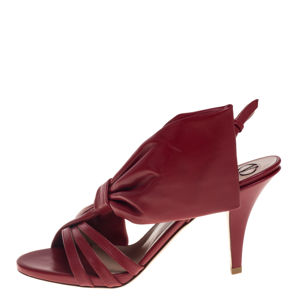 

Valentino Red Leather Side Bow Slingback Sandals Size