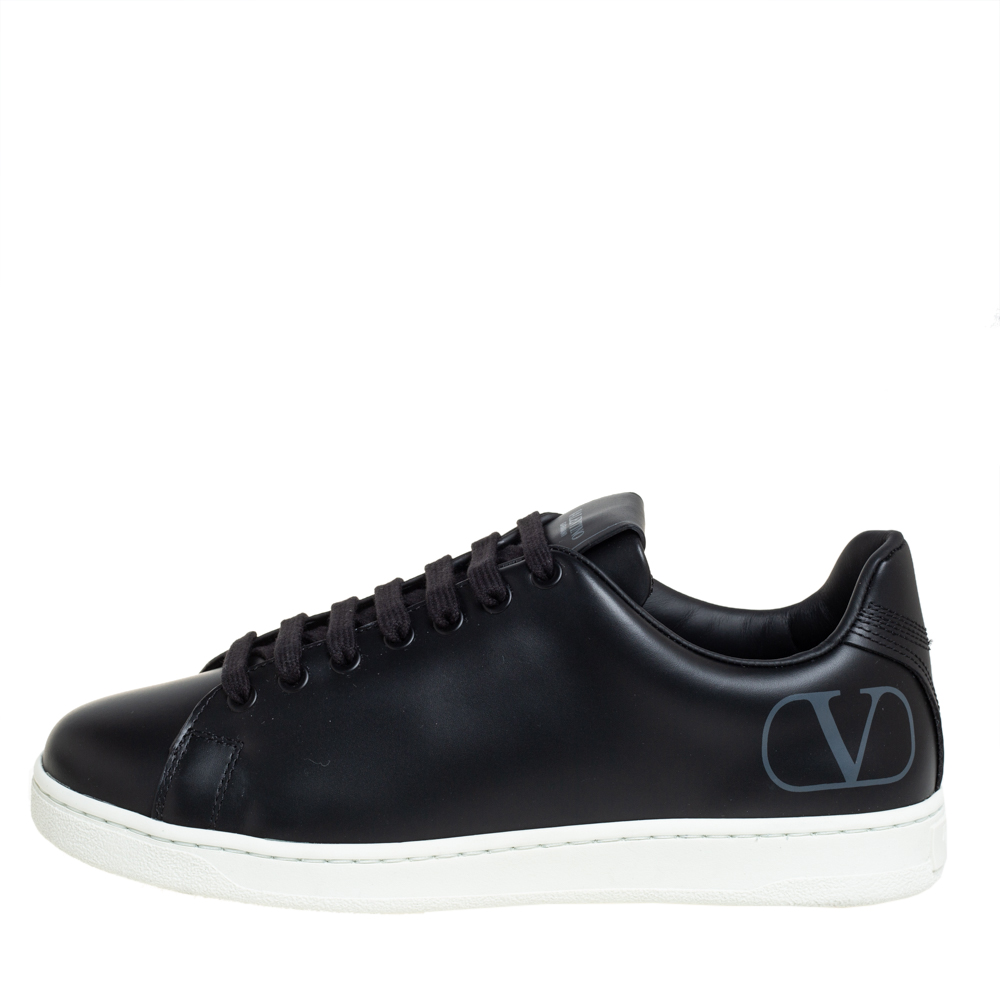 

Valentino Black Leather V Logo Low Top Sneakers Size