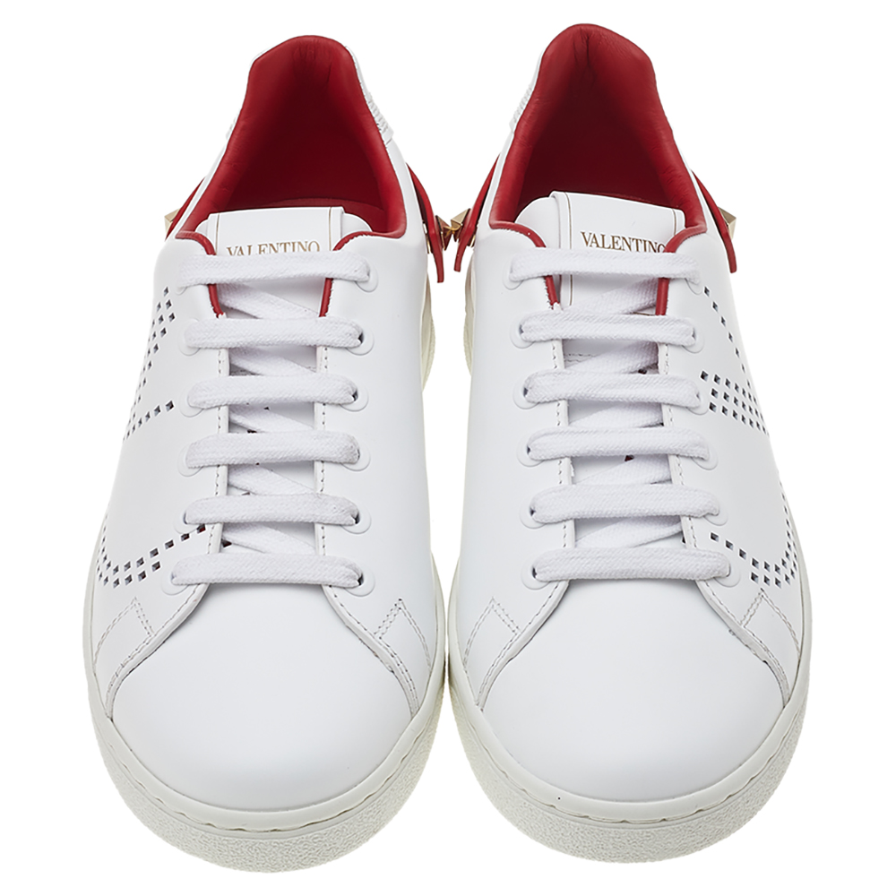 

Valentino White Leather Backnet Rockstud Low Top Sneakers Size EU
