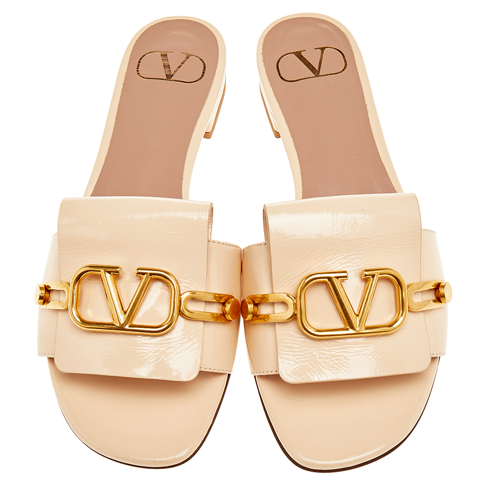 

Valentino Cream Leather Vlogo Club Slide Sandals Size