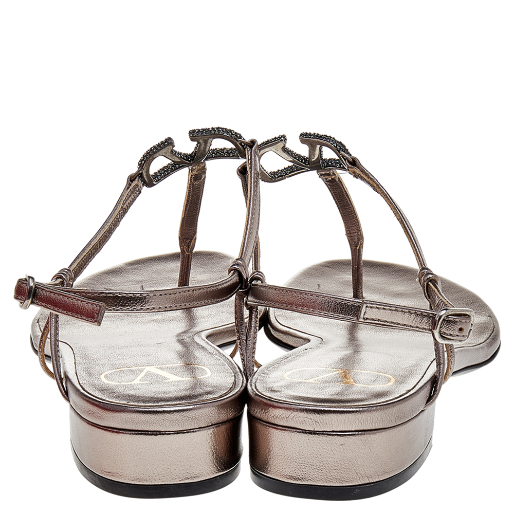 

Valentino Metallic Grey Leather Embellished VLogo Thong Flat Sandals Size EU