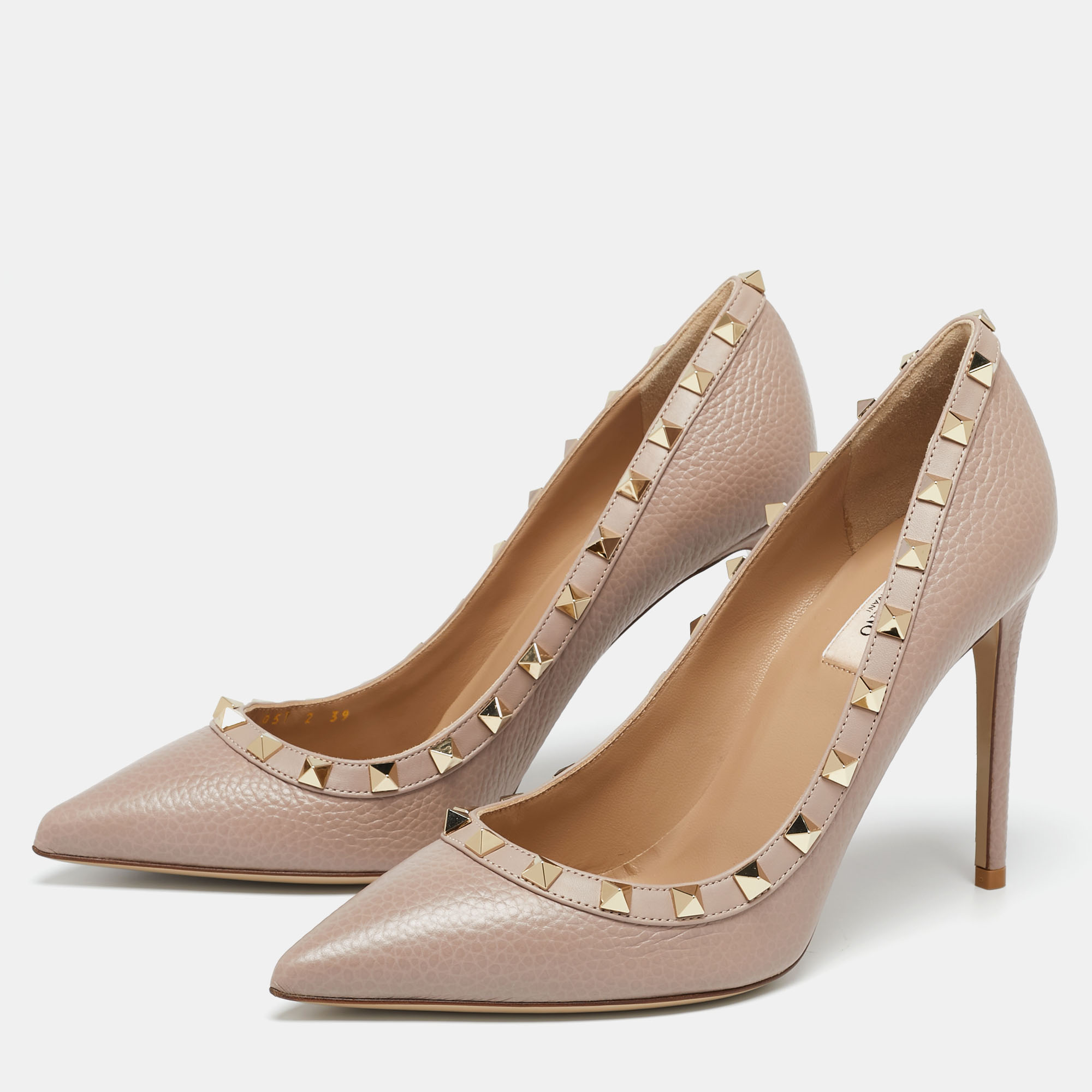 

Valentino Dusty Pink Leather Rockstud Pumps Size