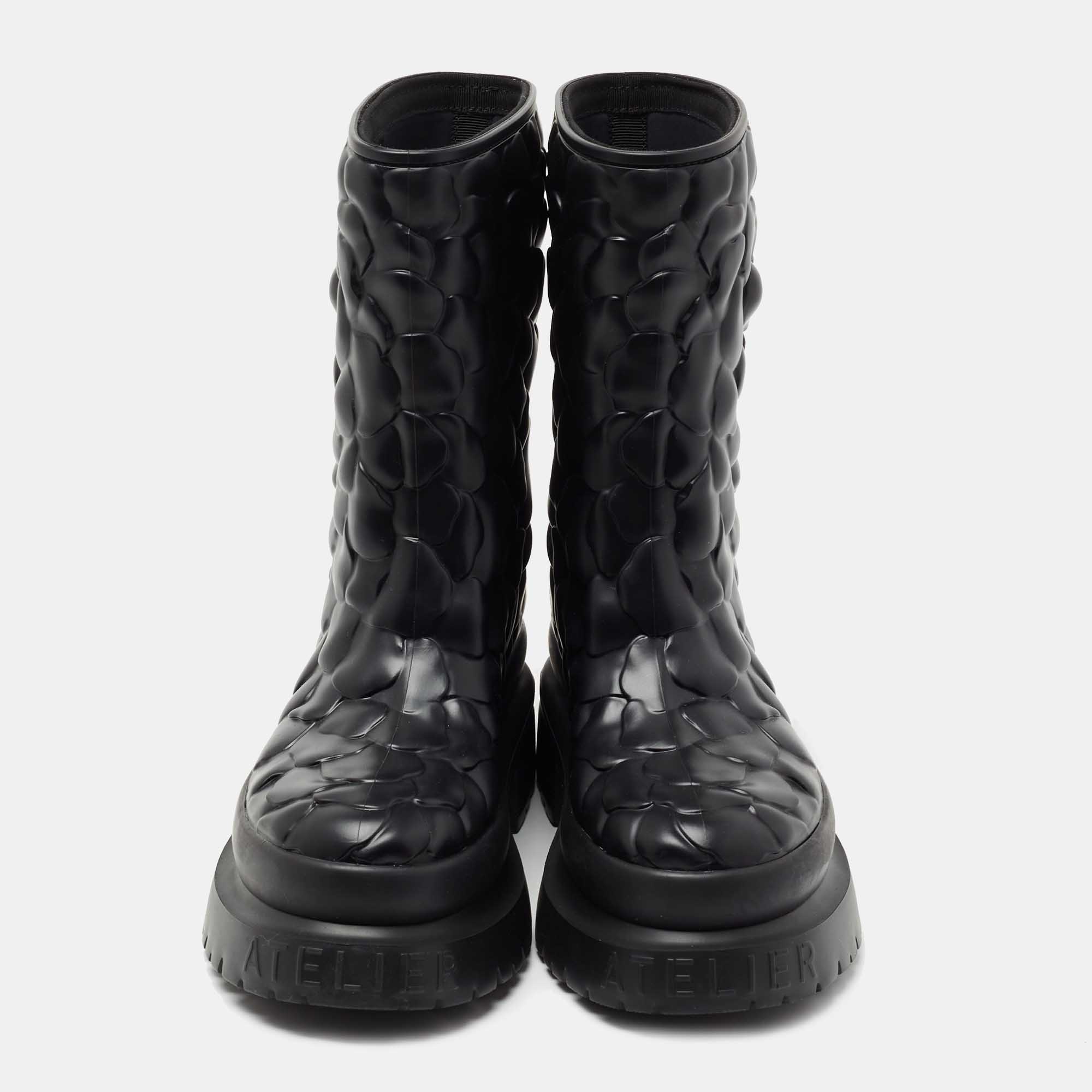 

Valentino Black Leather Atelier 03 Rose Edition Rain Boots Size