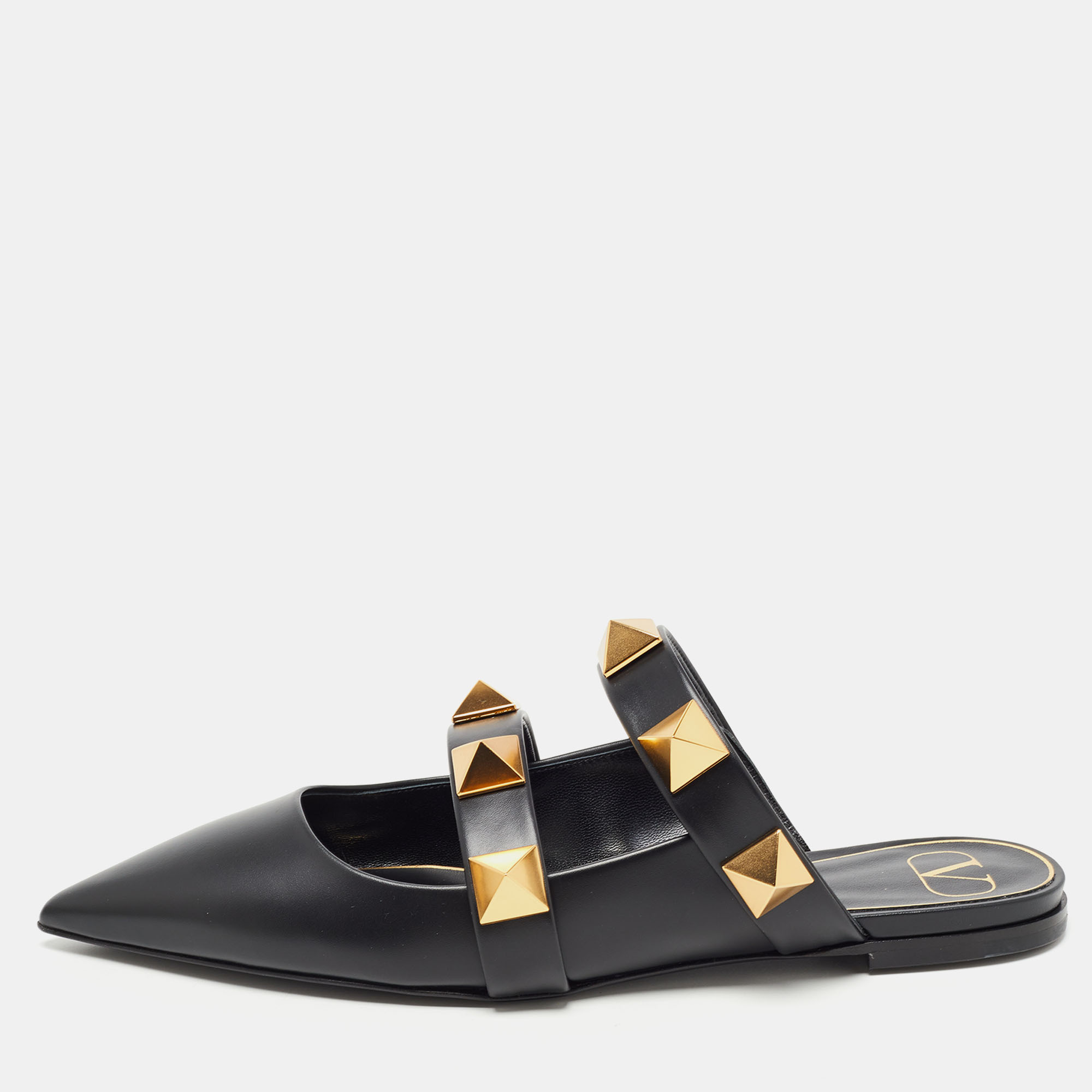 مملوكة مسبقًا Valentino Black Leather Roman Stud Flat Mules Size 39