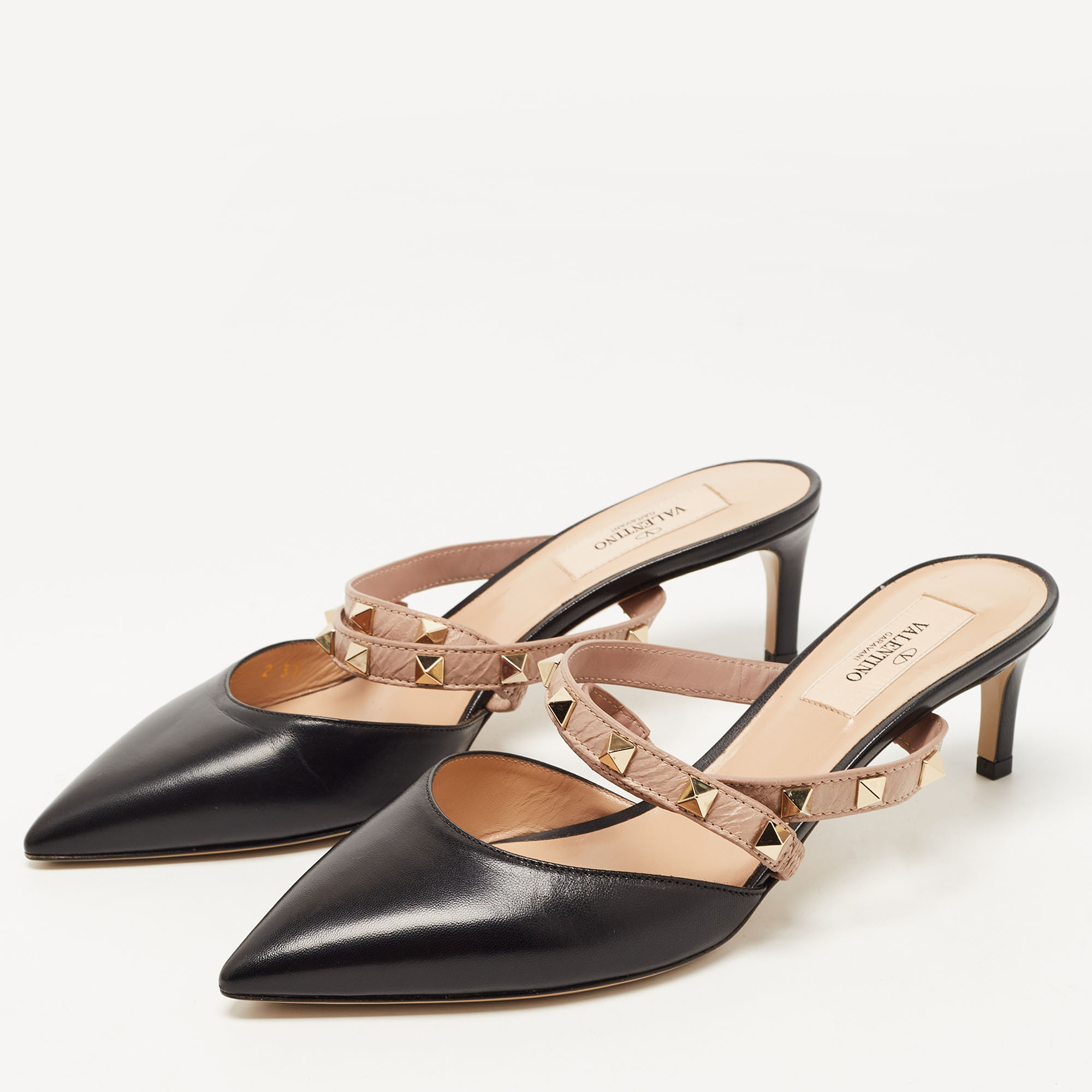 

Valentino Black/Dusty Pink Leather Rockstud Mules Size