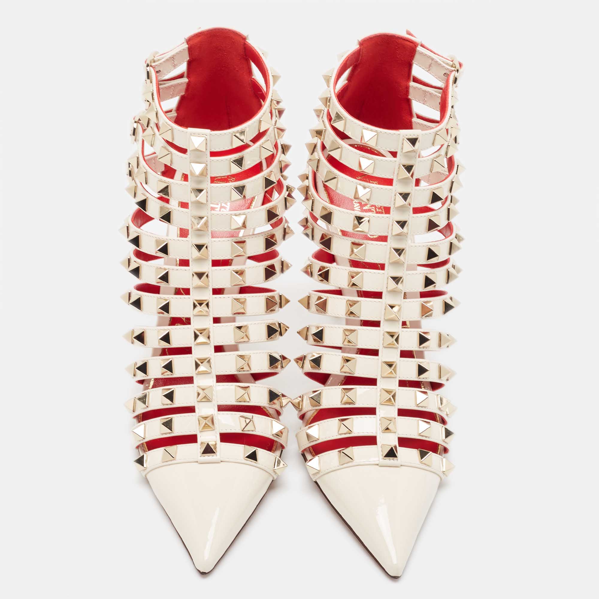 

Valentino x Alcove Off-white Patent Leather Rockstud Ankle Boots Size, Cream