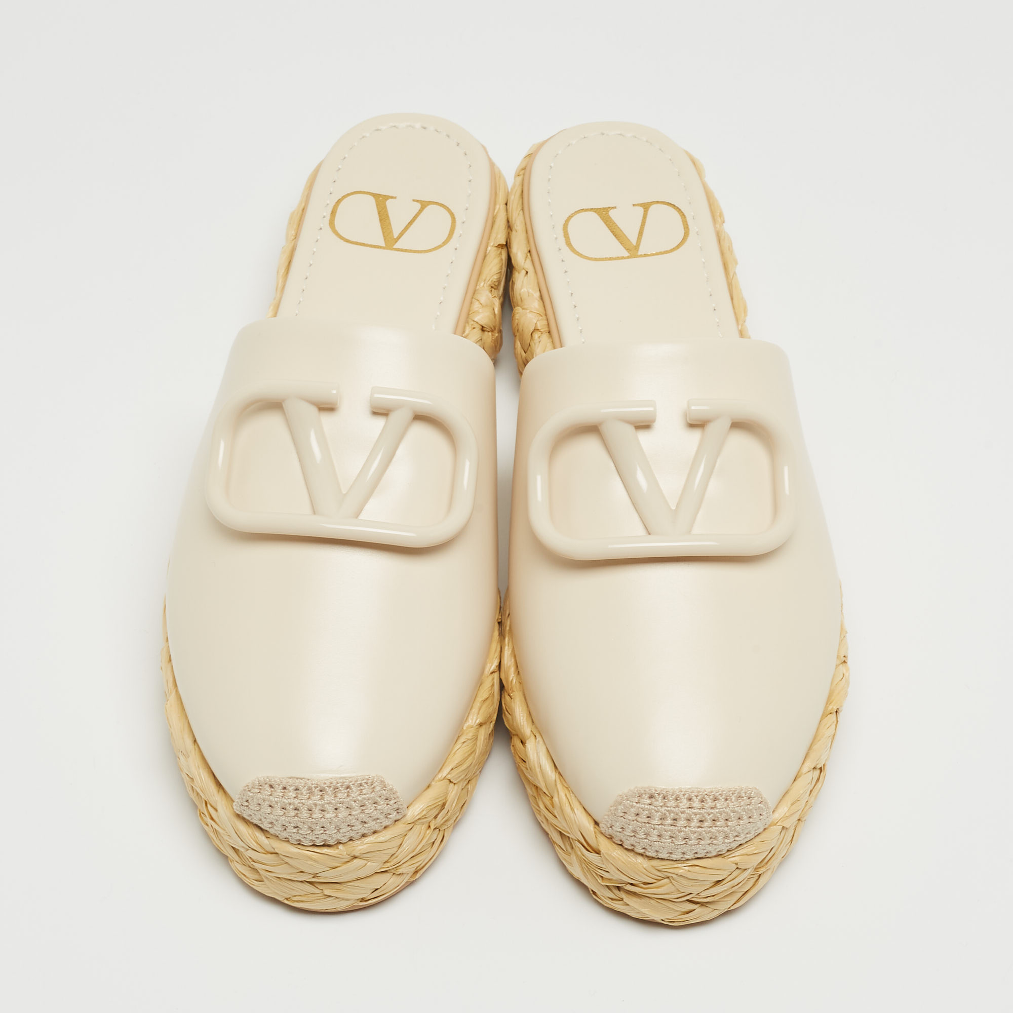 

Valentino Off-White Raffia Escape V logo Espadrille Flats Size