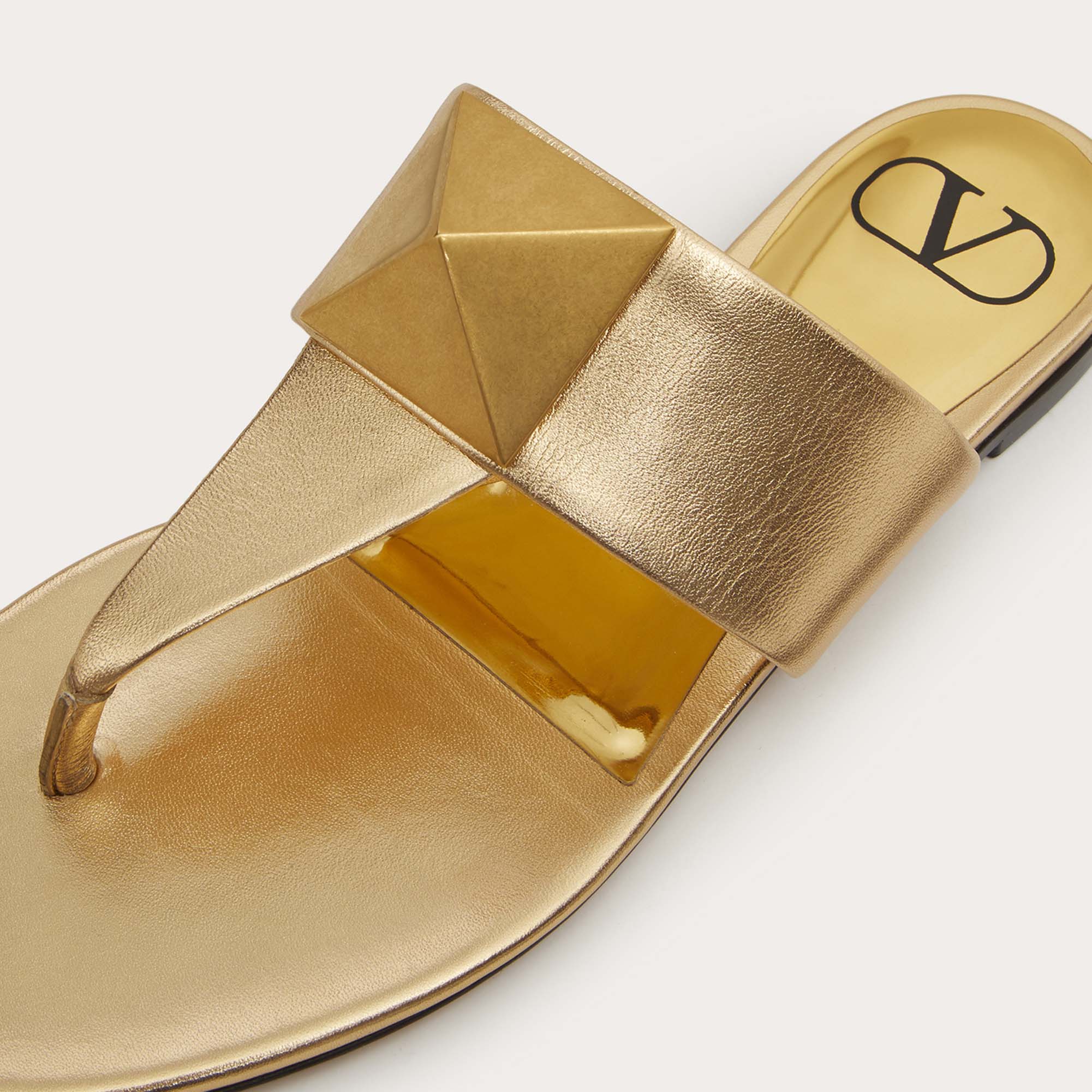 

Valentino Gold Leather One Stud Thong Flats Size