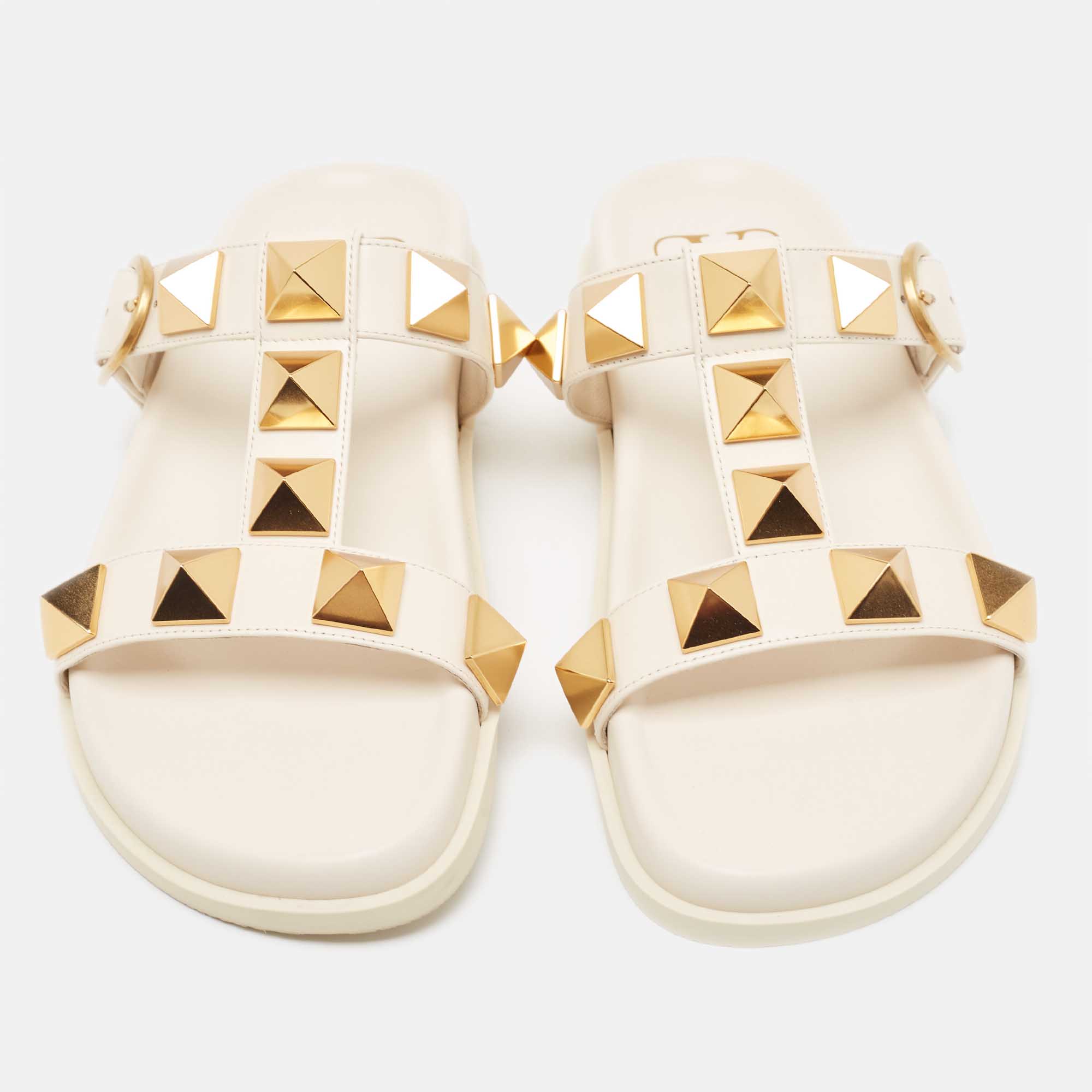

Valentino White Leather Roman Stud Flat Slides Size