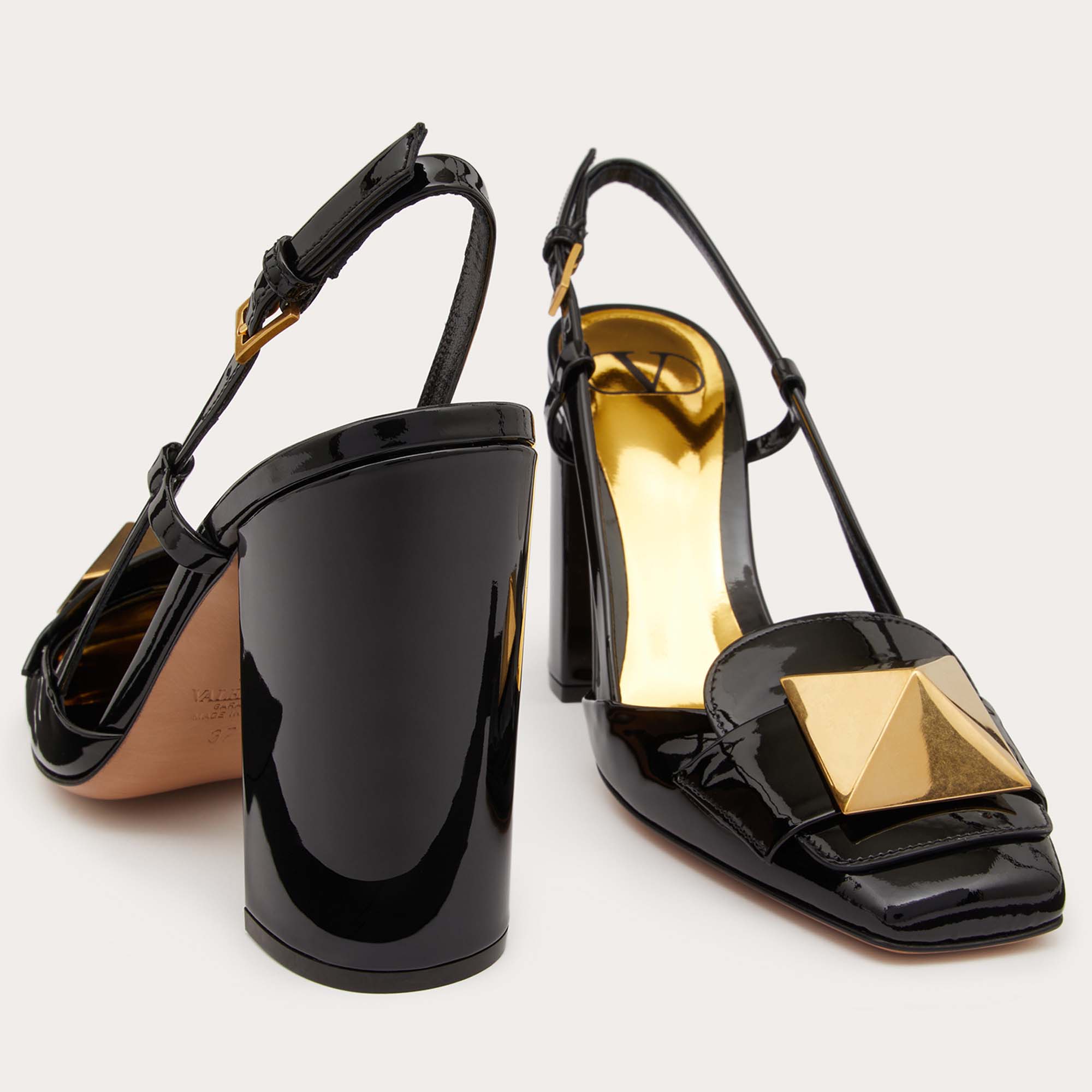 

Valentino Black Leather One Stud Slingback Pump Size