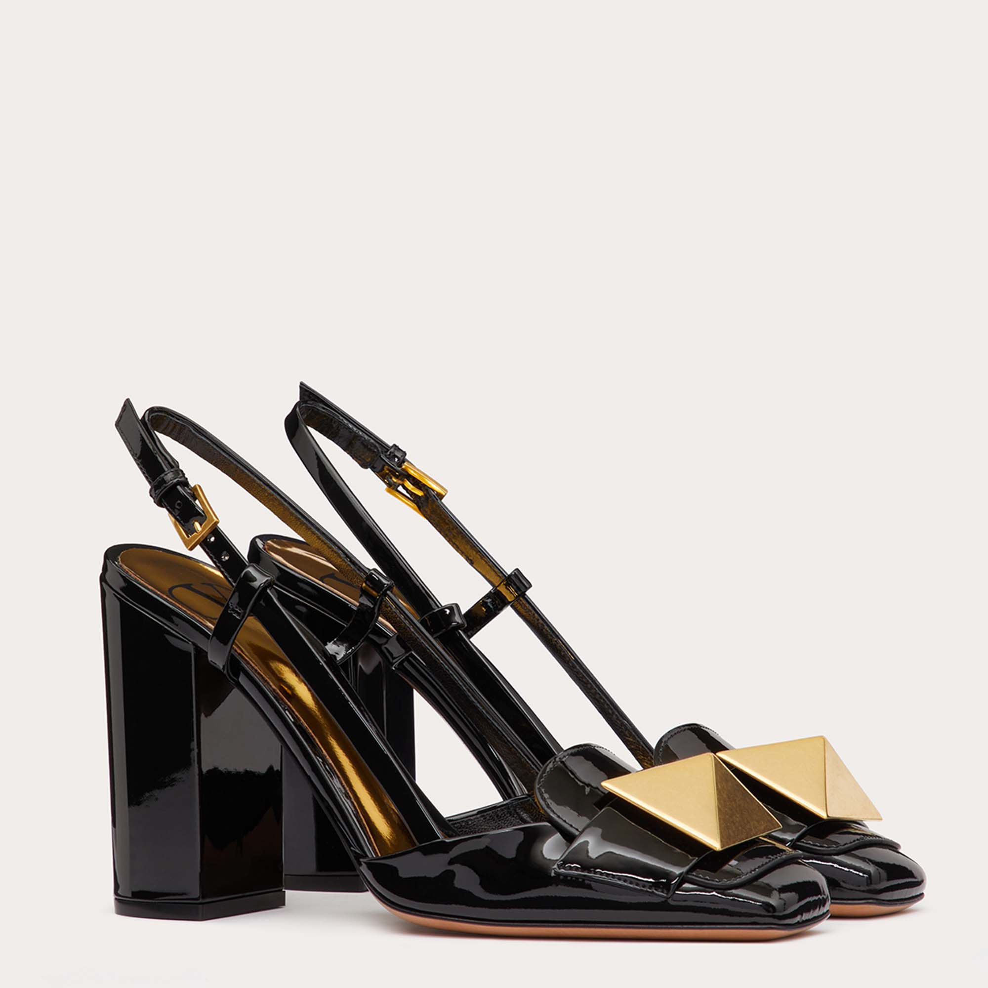 

Valentino Black Leather One Stud Slingback Pump Size