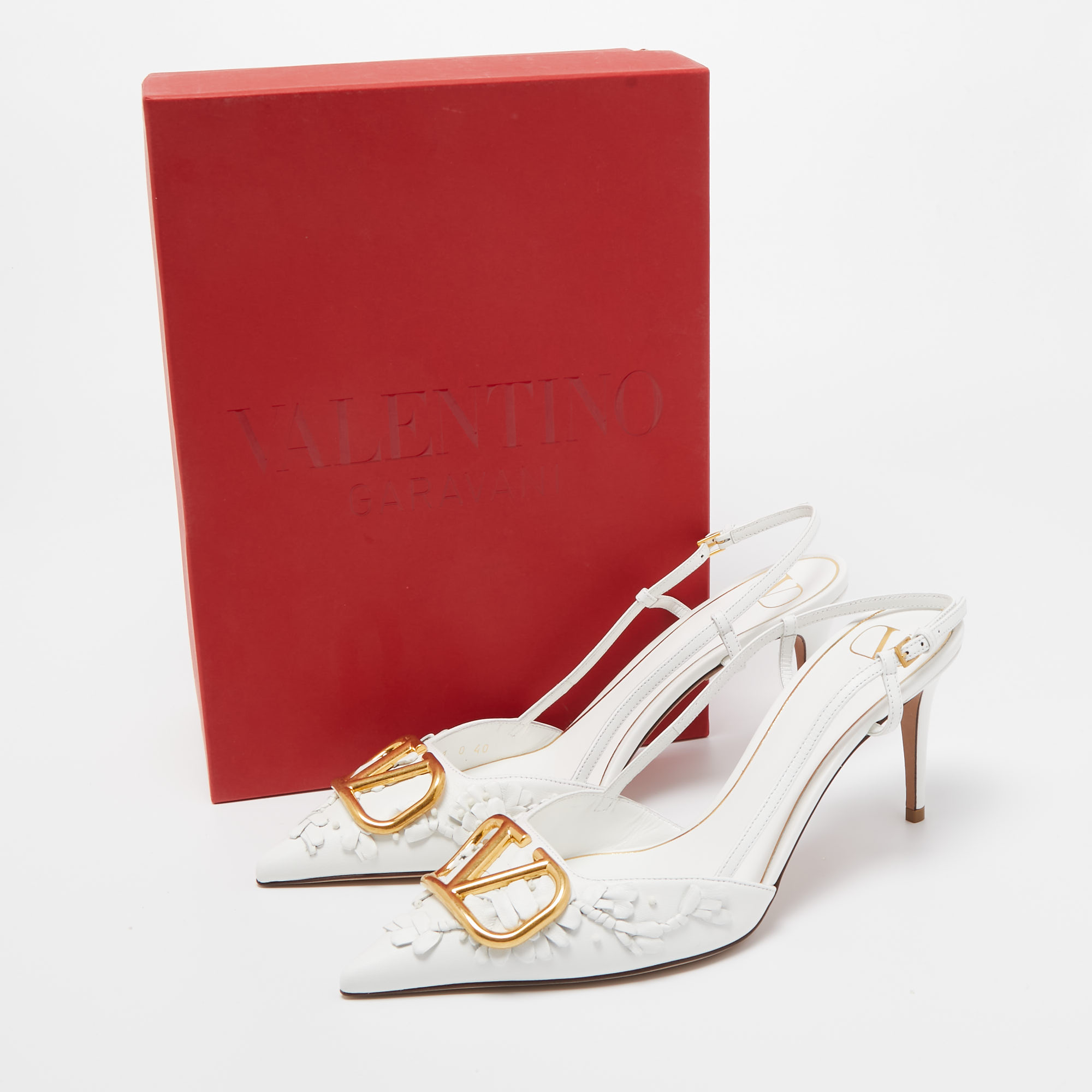 

Valentino White Leather VLogo Applique Slingback Pumps Size