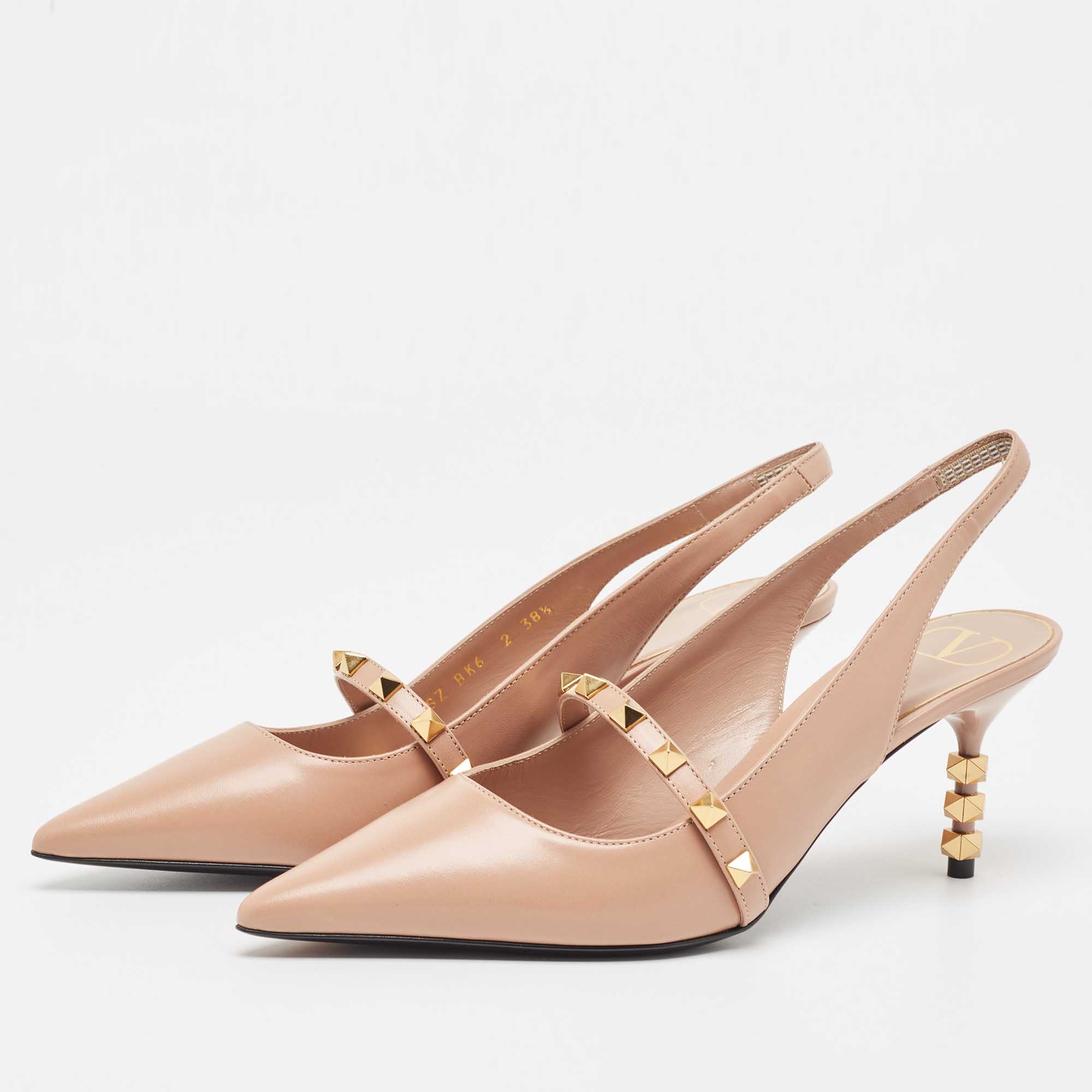 

Valentino Beige Leather Rockstud Slingback Pumps Size