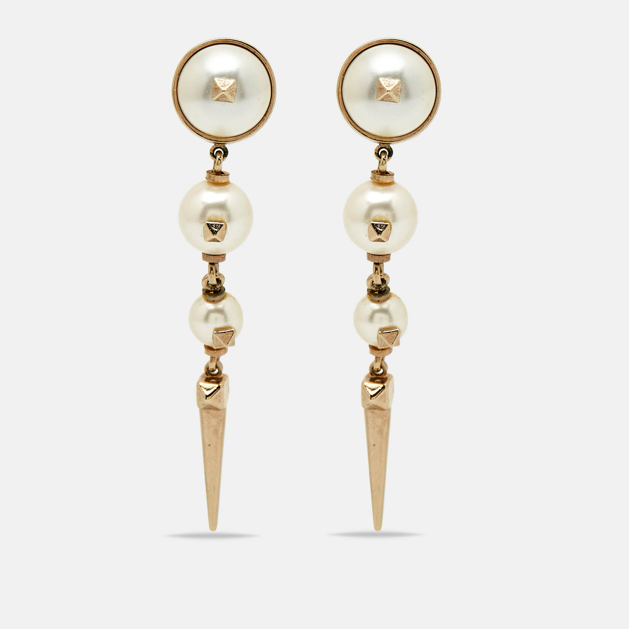 

Valentino Rockstud Faux Pearl Gold Tone Earrings