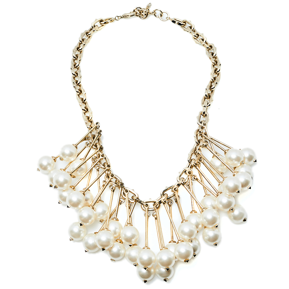 Pre-owned Valentino Garavani Gold Tone Hanging Pearl Cluster Necklace