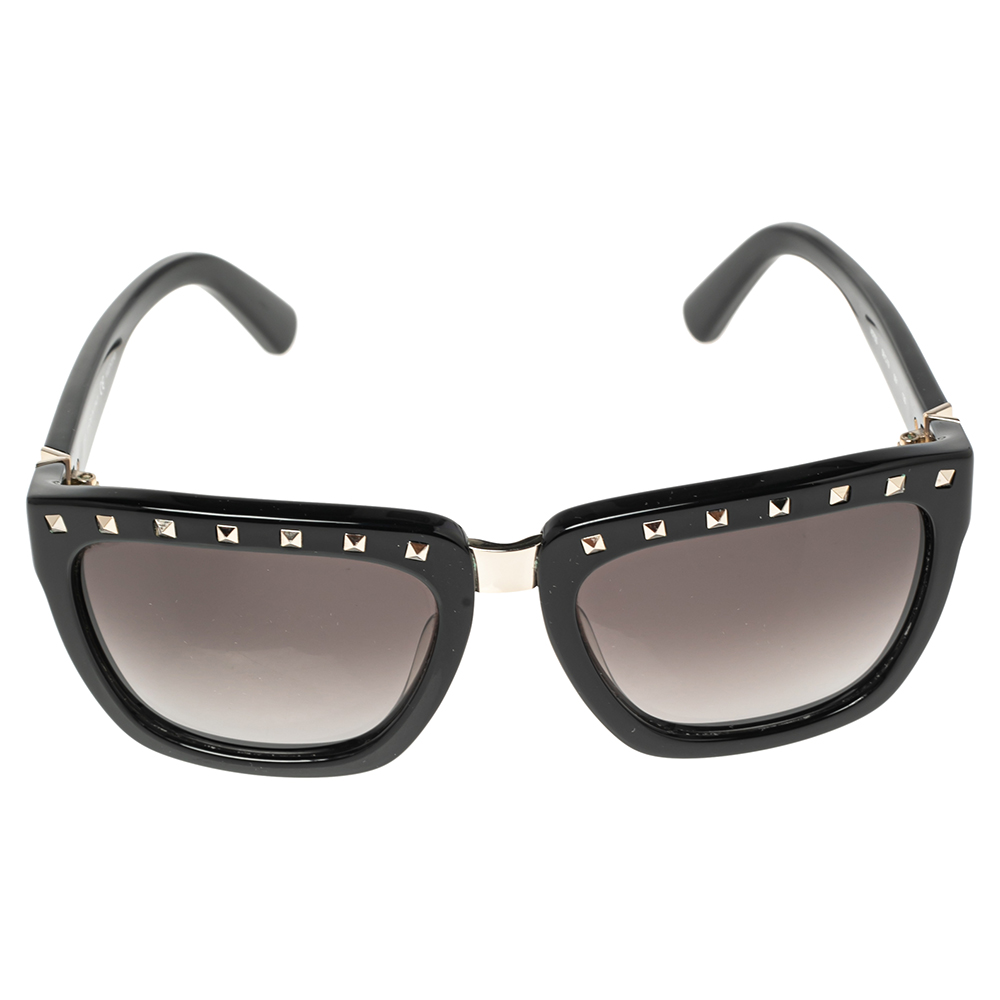 

Valentino Black Rockstud V675S Wayfarer Gradient Sunglasses