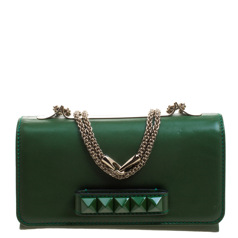 Pre Owned Valentino Green Leather Rockstud Va Va Voom Shoulder Bag