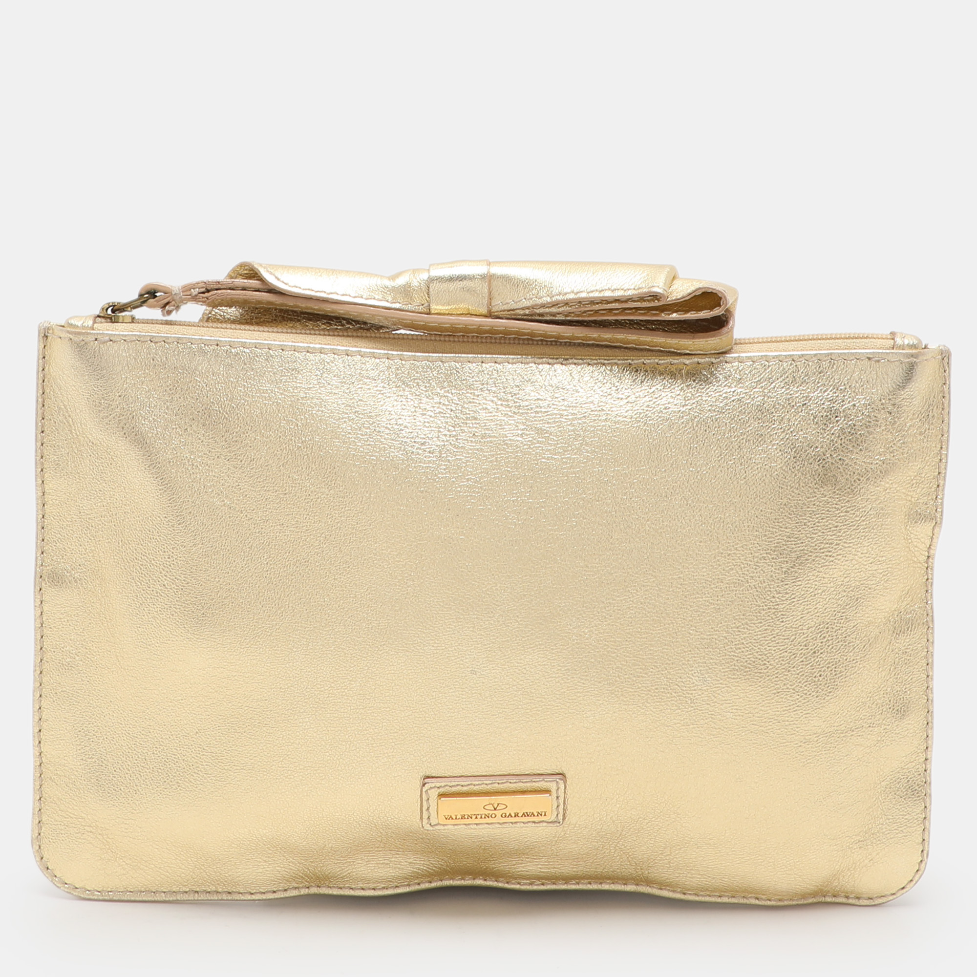 

Valentino Gold Leather Wristlet Clutch