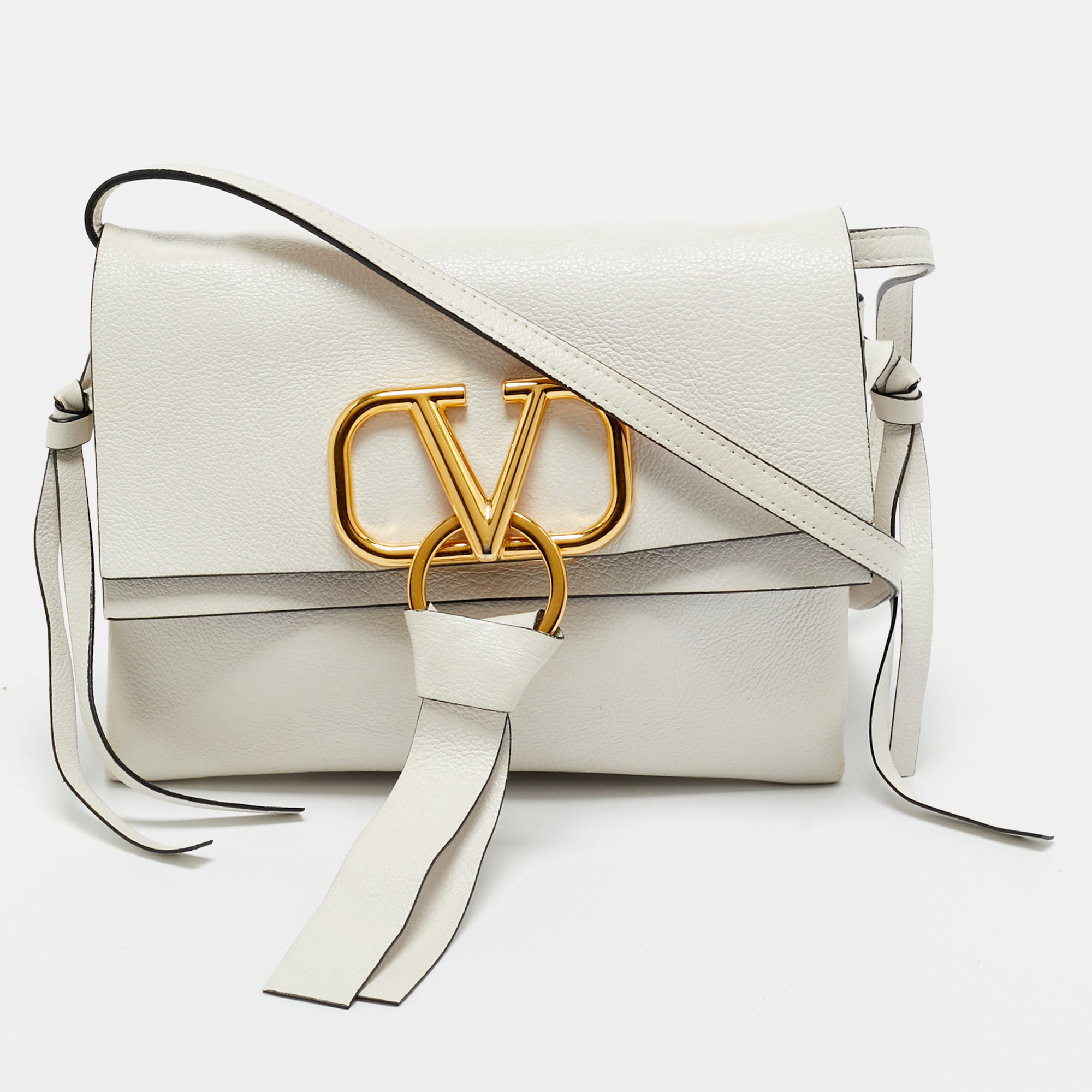 

Valentino White Leather VRing Shoulder Bag