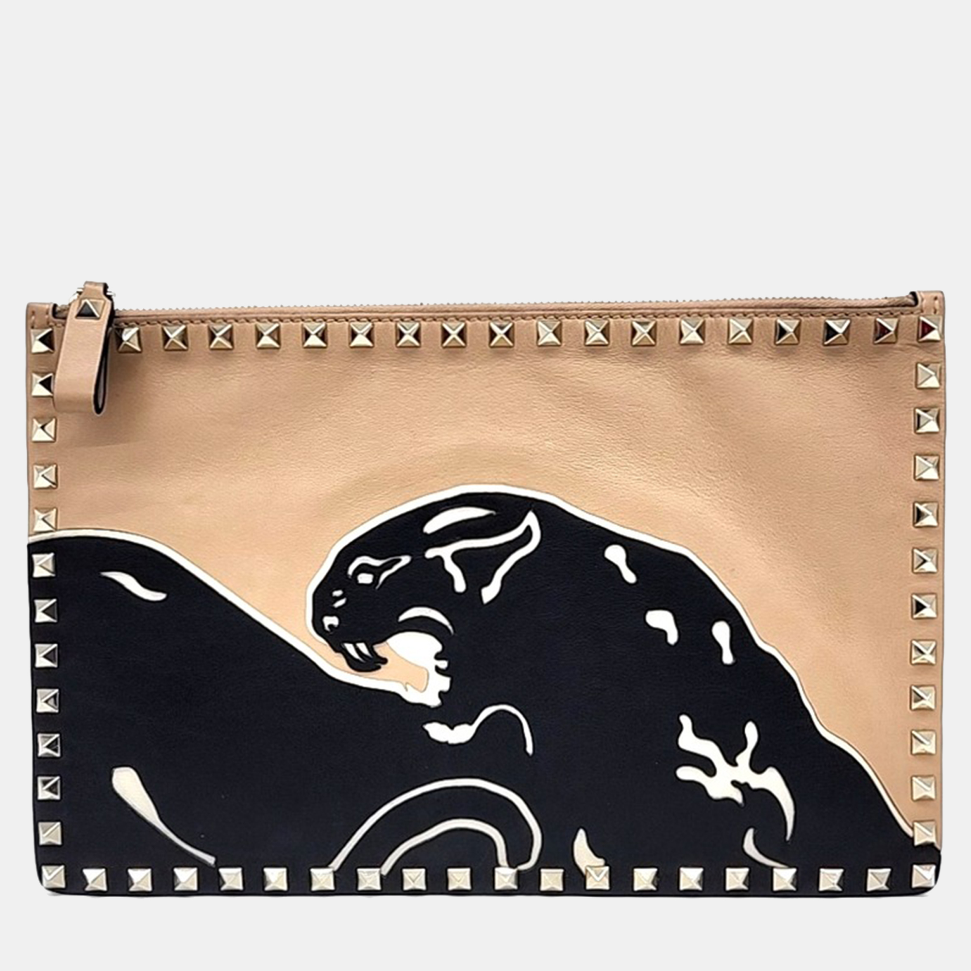 Pre-owned Valentino Garavani Beige Black Leather Rockstud Clutch In Sand