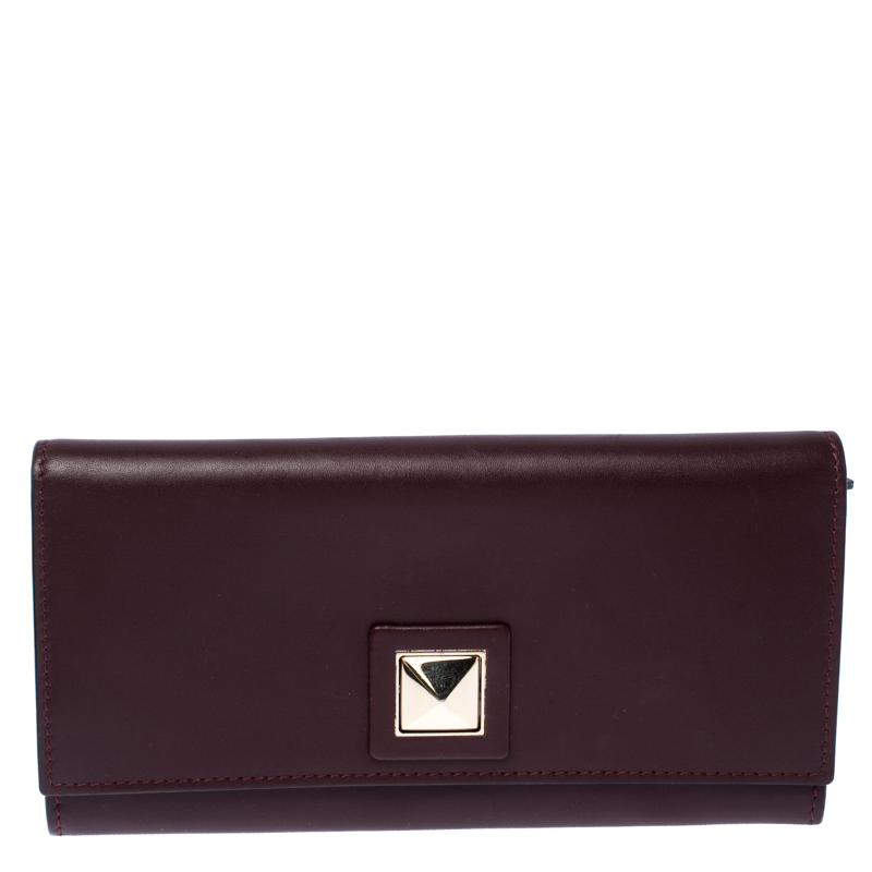 Pre Owned Valentino Burgundy Leather Flap Continental Wallet