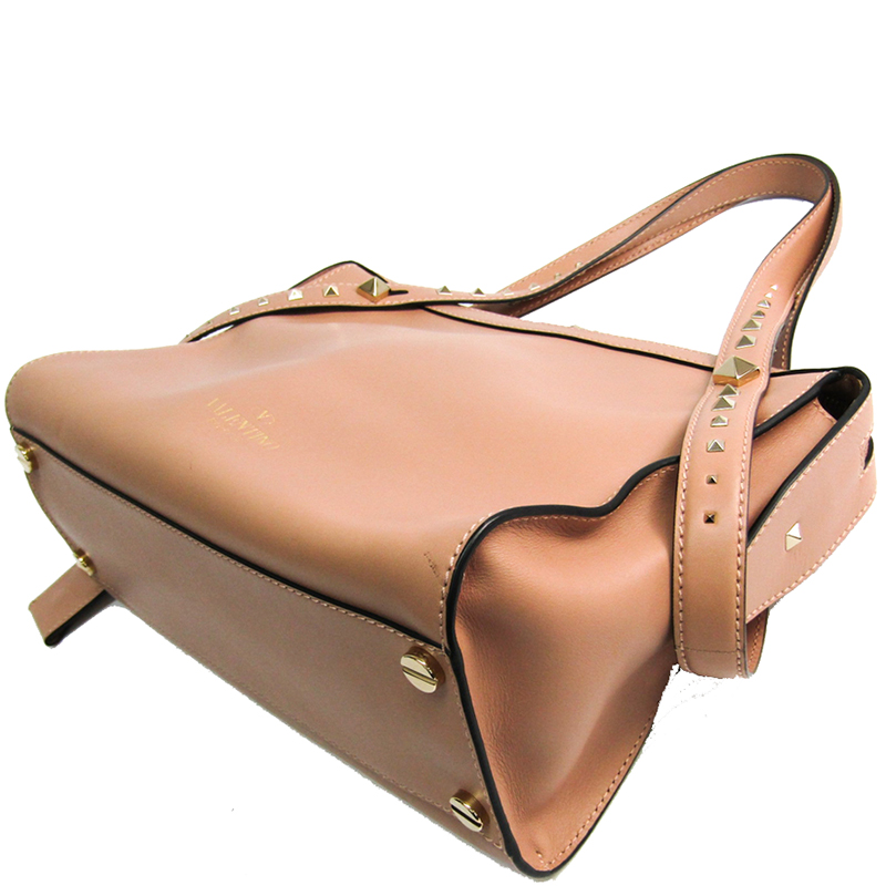 

Valentino Beige Leather Garavani Rockstud Bag