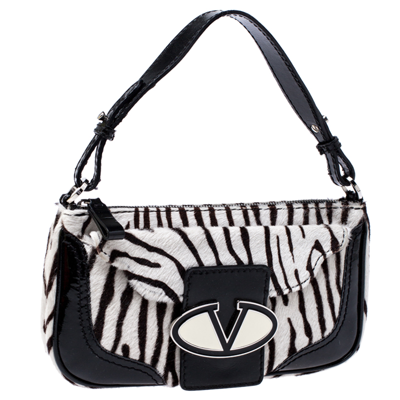 Valentino Black White Calfhair And Patent Leather Shoulder Bag Valentino Black White Calfhair And Patent Leather Shoulder Bag