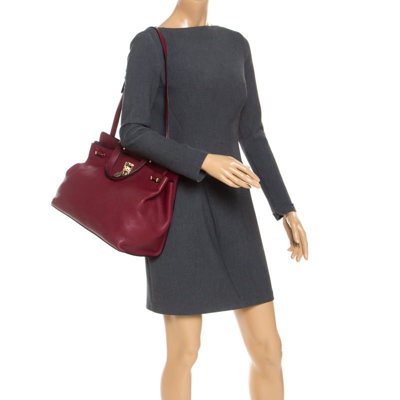 

Valentino Burgundy Leather Top Handle Bag
