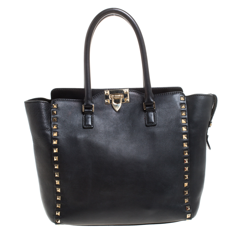 Pre Owned Valentino Black Leather Medium Rockstud Tote