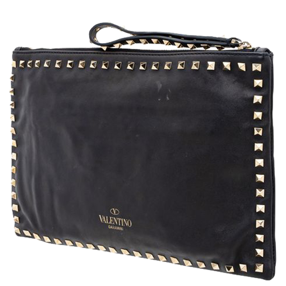 

Valentino Black Leather Rockstud Clutch