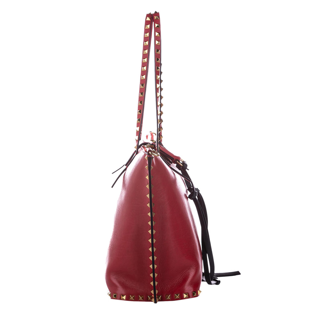 

Valentino Red Leather Rockstud Tote bag