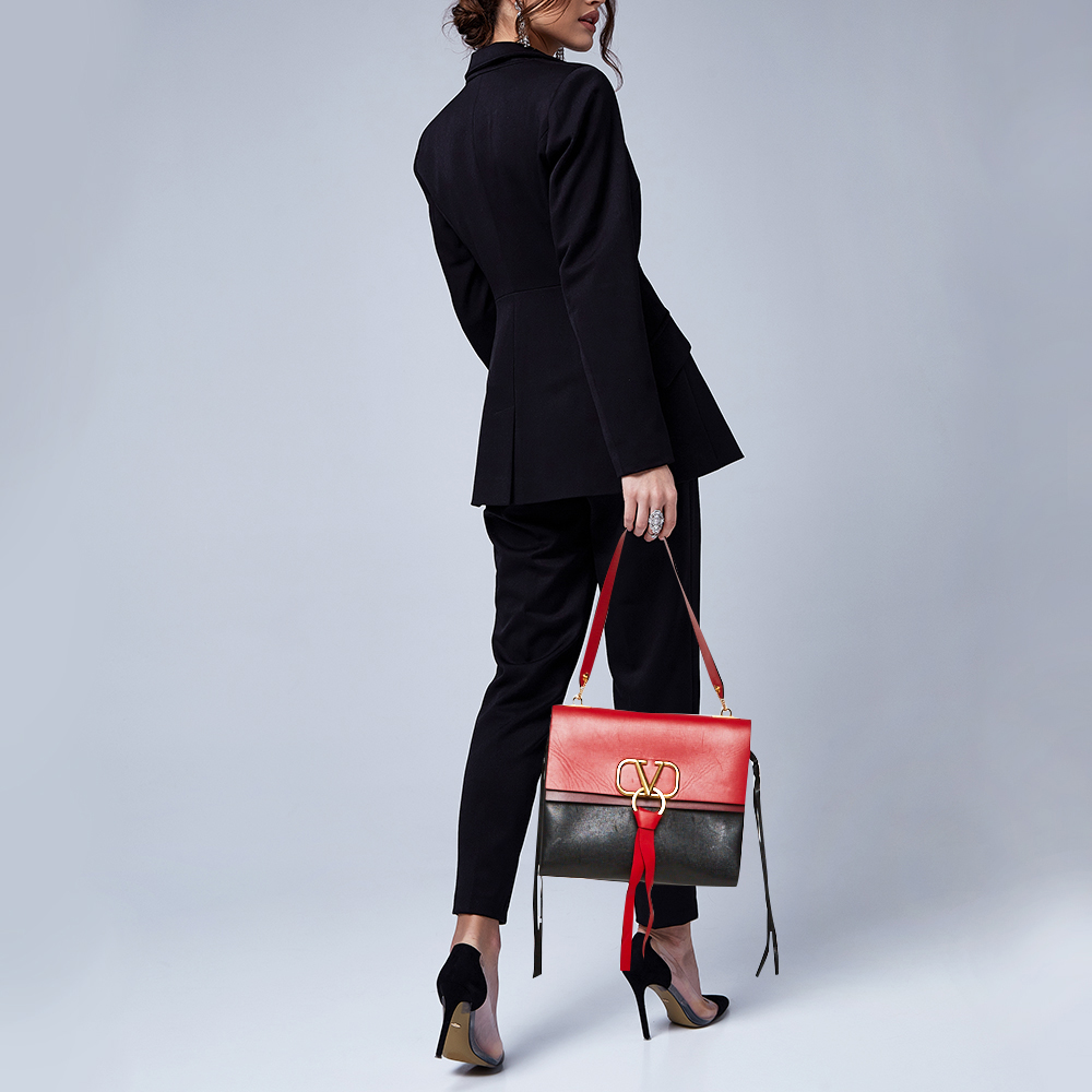 

Valentino Black/red Leather Medium V-Ring Flap Top Handle Bag
