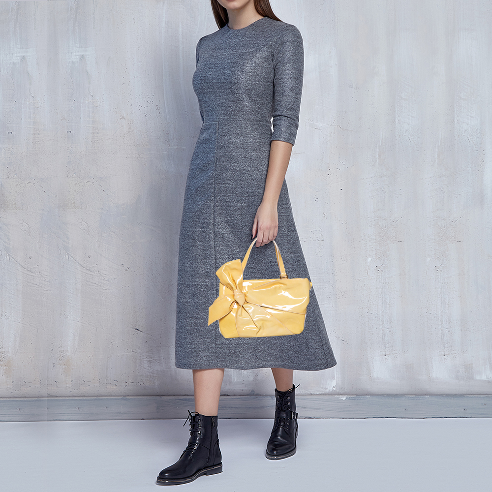 

Valentino Yellow Patent Leather Bow Tote