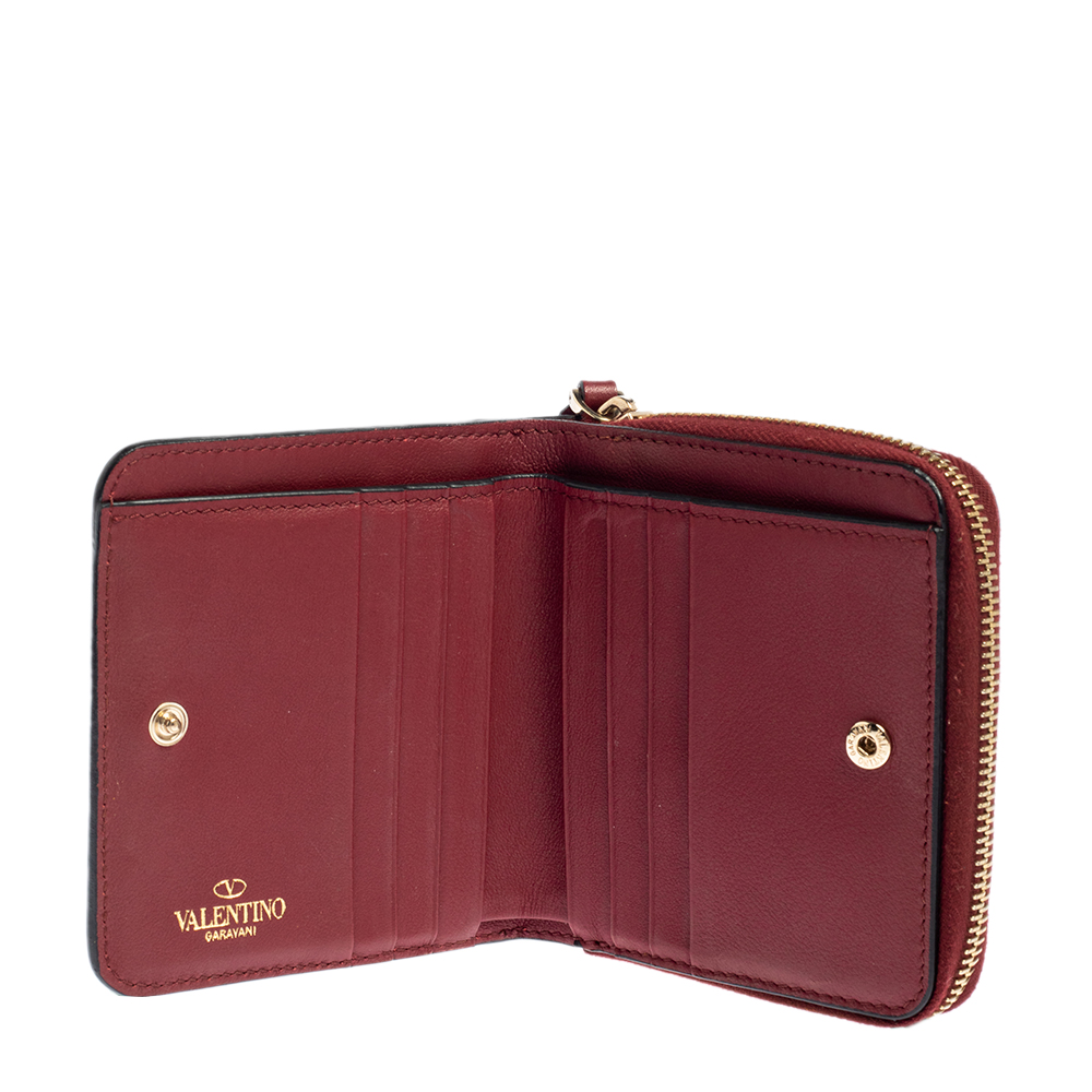 

Valentino Red Leather Rockstud Compact Wallet