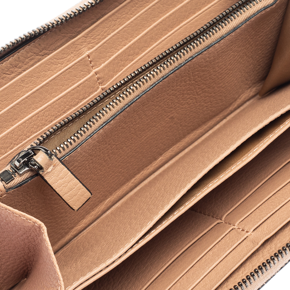 

Valentino Beige Grained Leather Rockstud Zip Around Wallet
