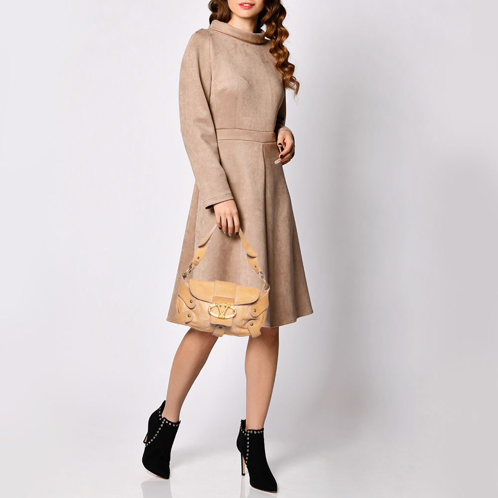 

Valentino Beige Leather V Logo Shoulder Bag