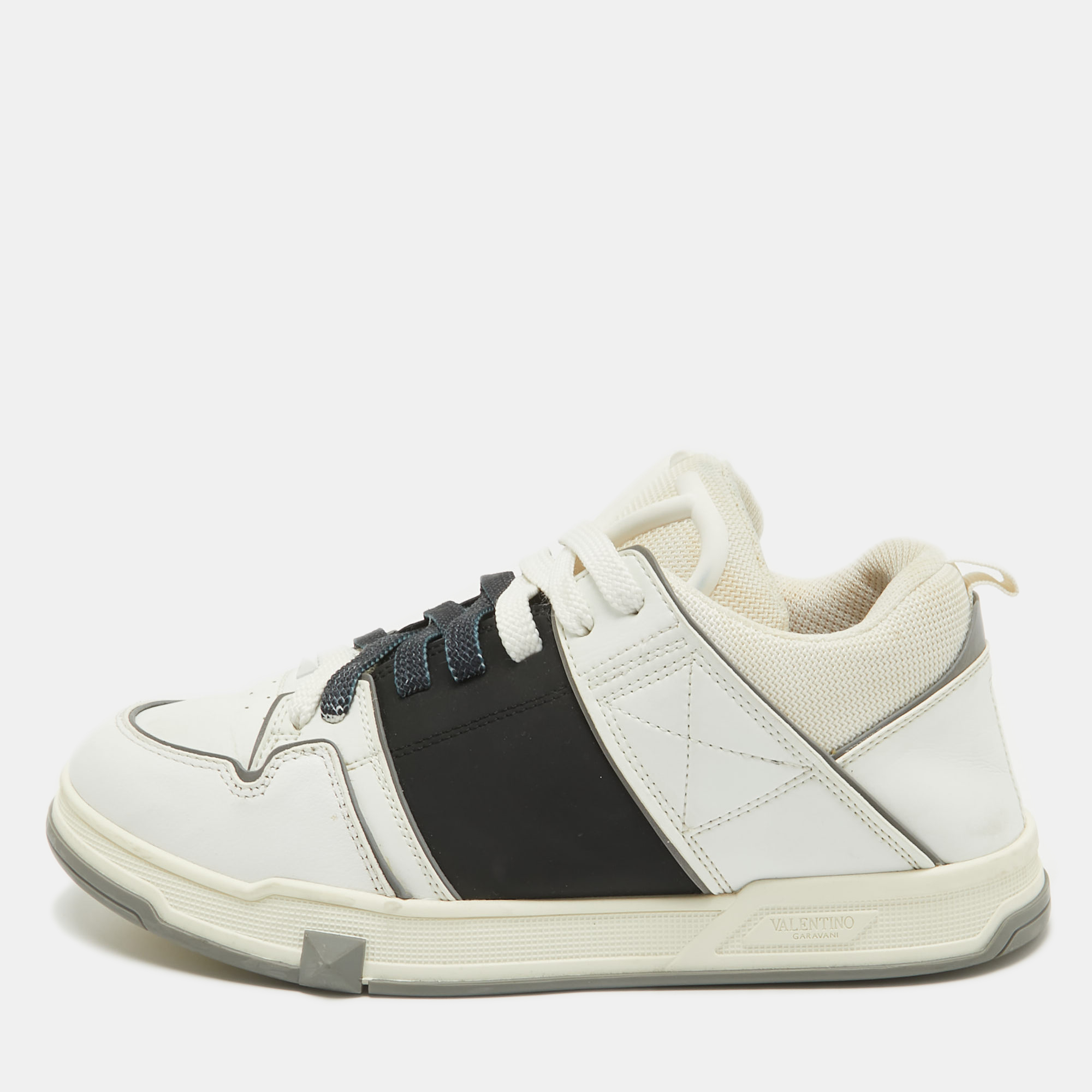 

Valentino White/Black Leather Rockstud Low Top Sneakers Size