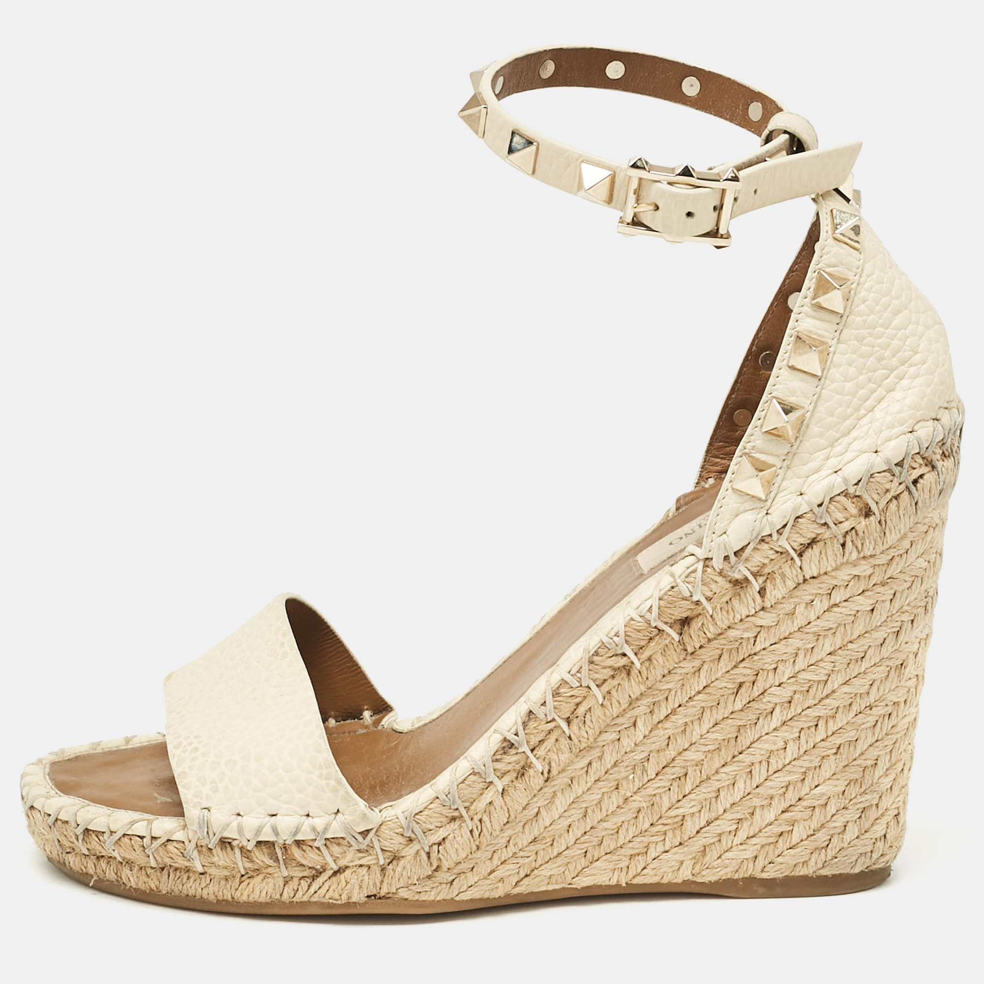 

Valentino Cream Leather Rockstud Wedge Sandals Size