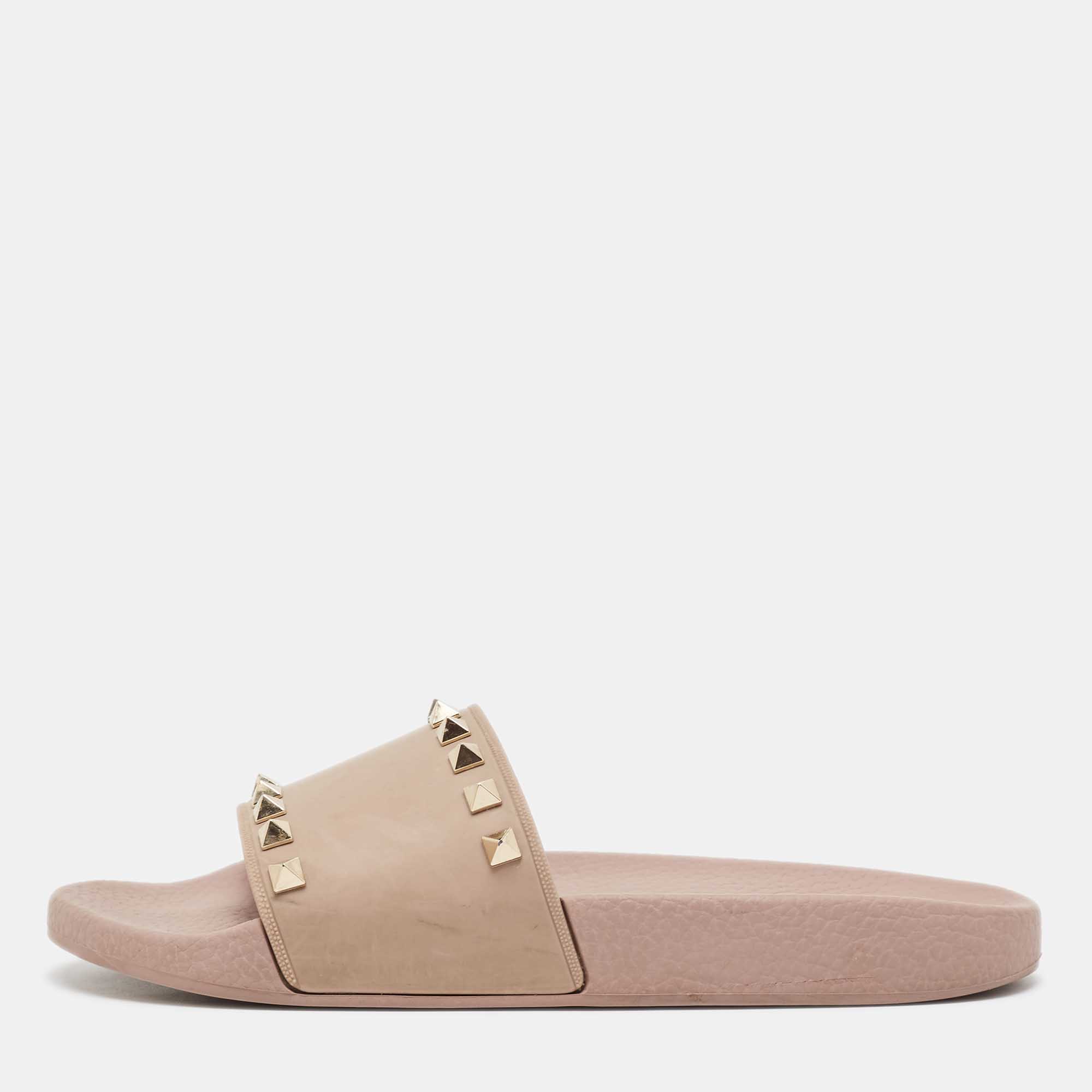 

Valentino Dusty Pink Rubber Rockstud Slides Size