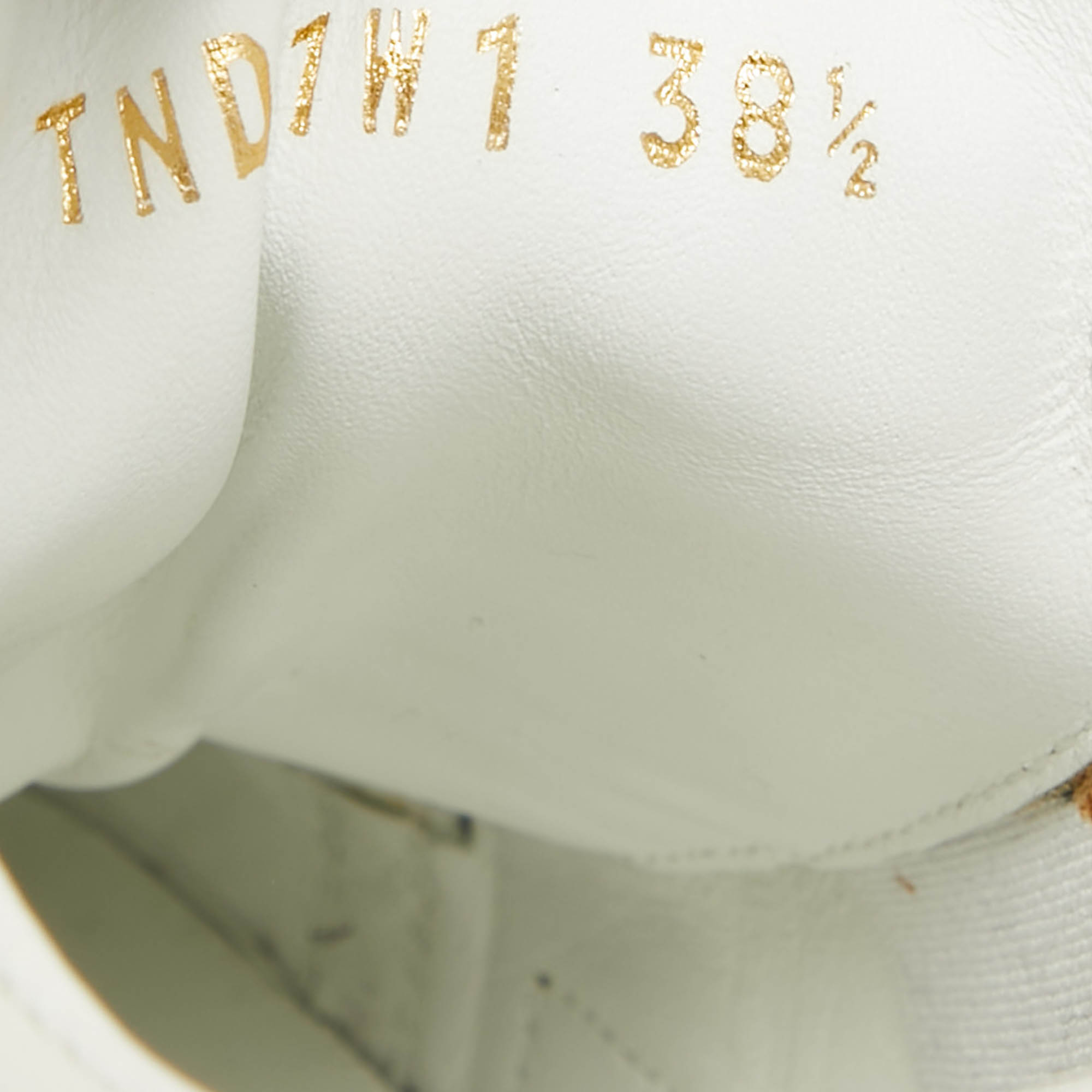Valentino White Leather Rockstud Low Top Sneakers Size 38.5 