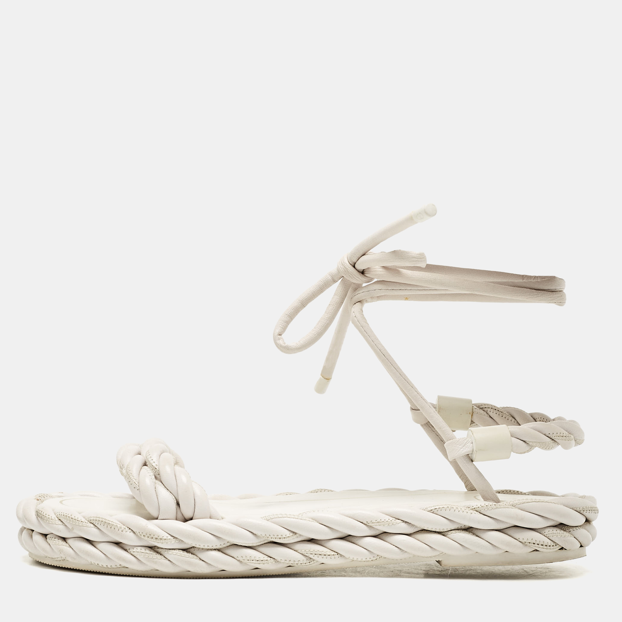 Pre-owned Valentino Garavani White Woven Leather The Rope Flat Sandals Size 37