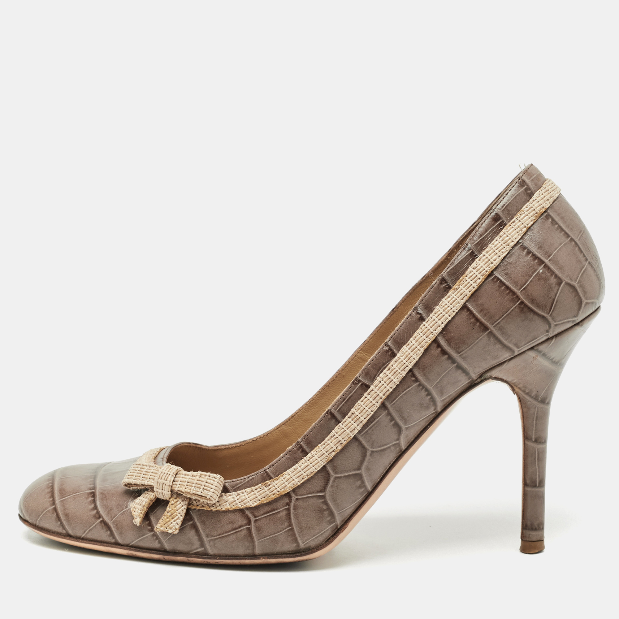 

Valentino Brown Croc Embossed Leather Round Toe Pumps Size