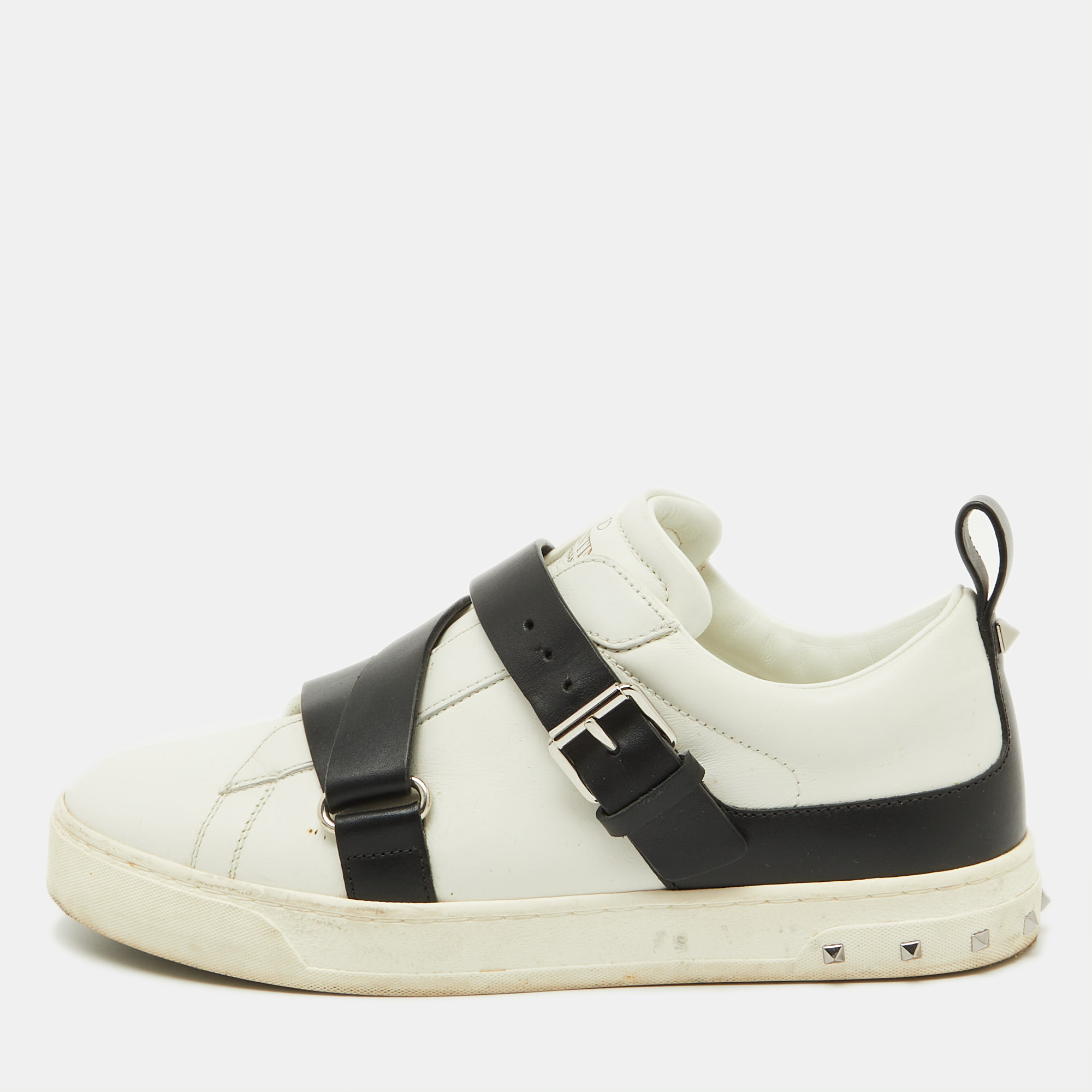 

Valentino White/Black Leather Buckle Strap Rockstud Low Top Sneakers Size