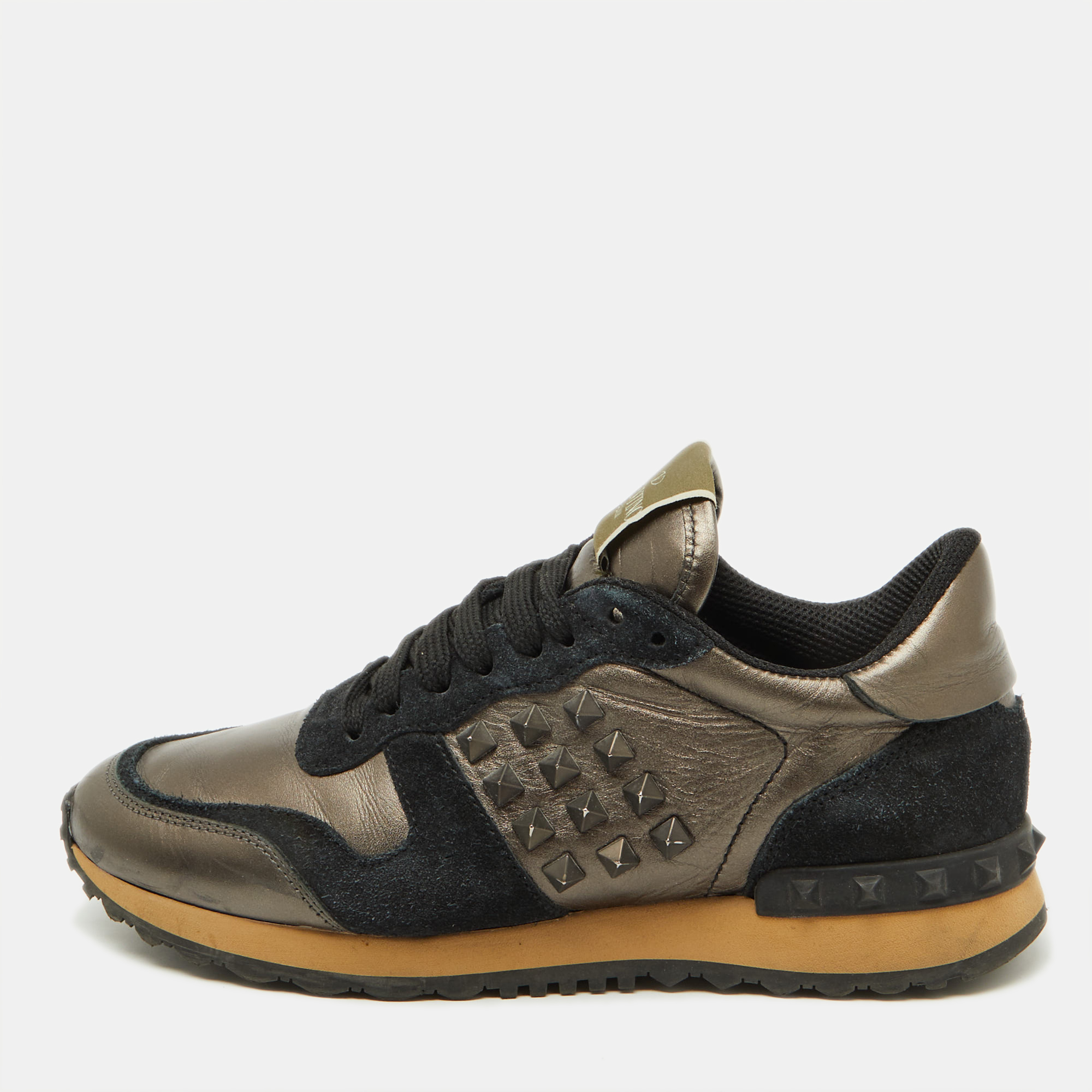 

Valentino Metallic/Black Leather and Suede Rockrunner Sneakers Size